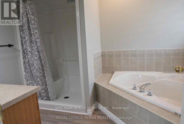 Photo 17 of 14 Ruffet Drive, Barrie, Edgehill Drive — HOMEH