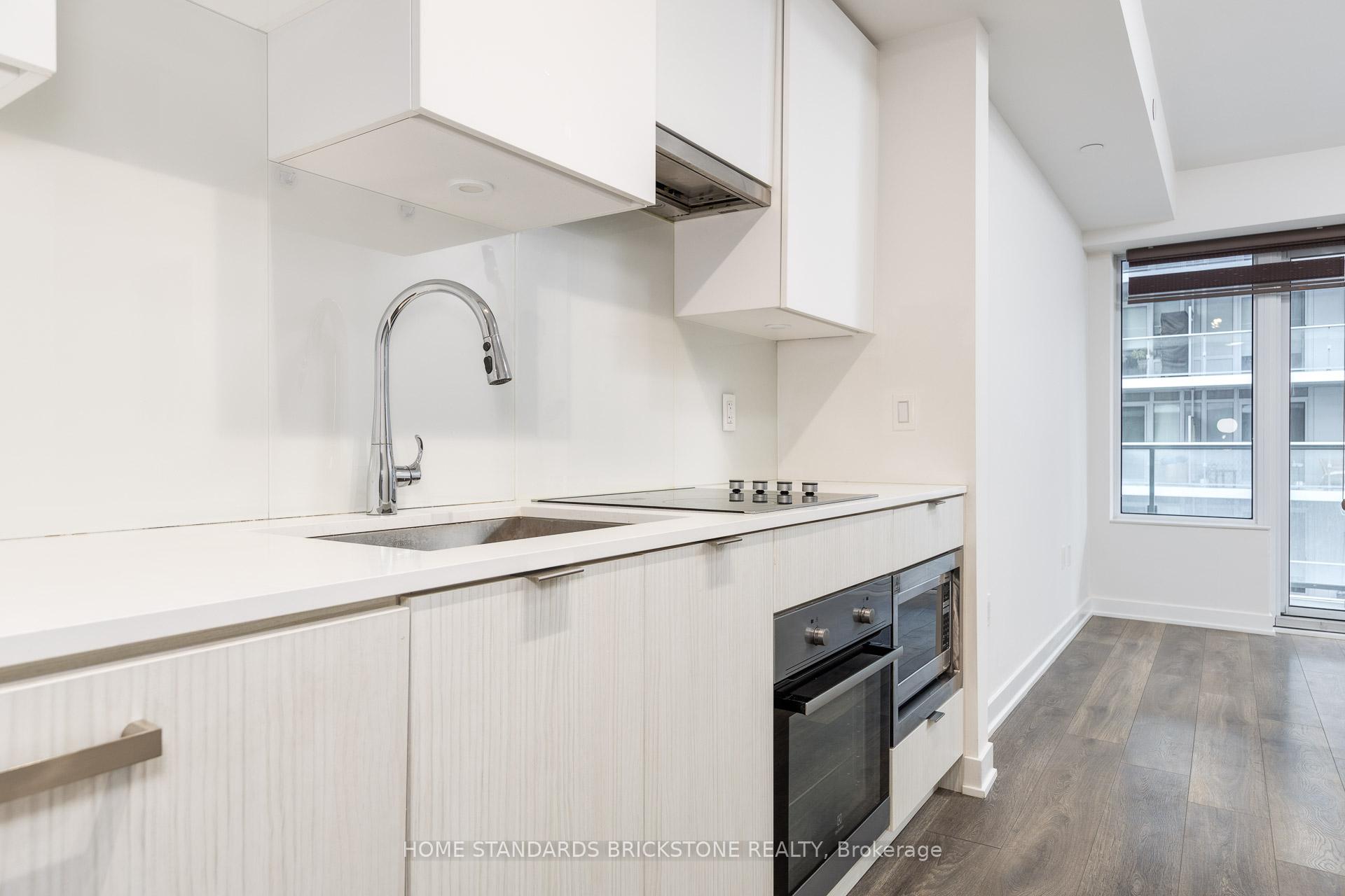 Photo 6 of Unit 3406, 99 Broadway Avenue S, Toronto, Mount Pleasant West — HOMEH