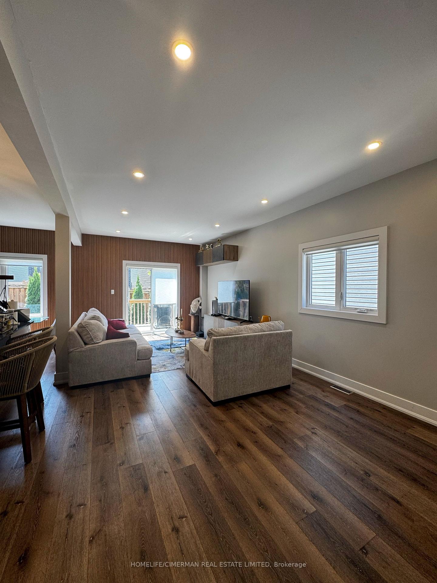 Photo 28 of 56 Mabern Street, Barrie, Holly — HOMEH