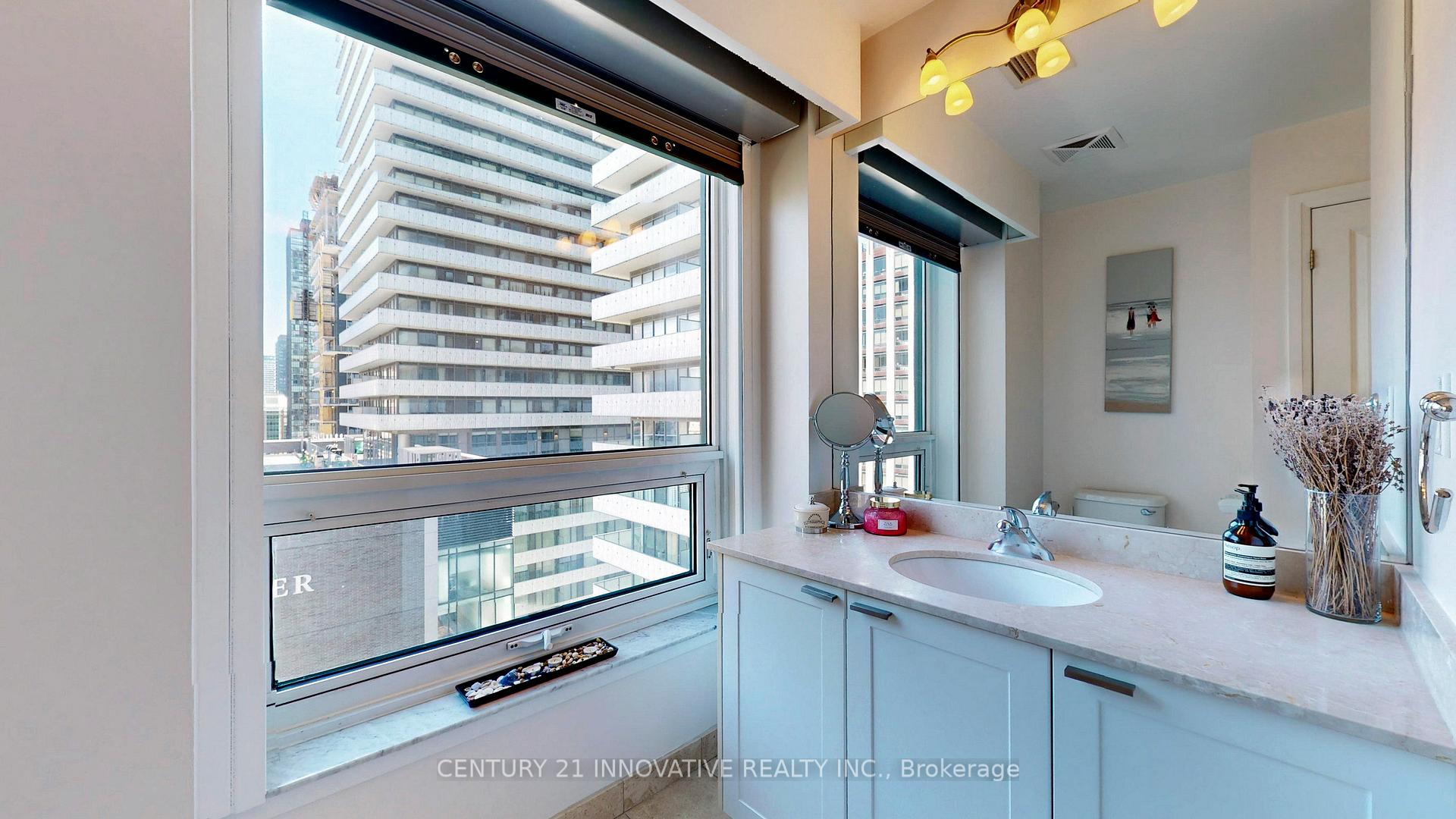 Photo 30 of Unit 1510, 35 Hayden Street E, Toronto, Church-Yonge Corridor — HOMEH
