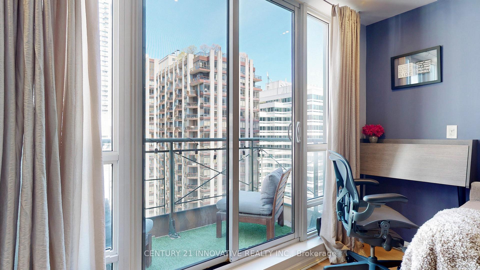 Photo 17 of Unit 1510, 35 Hayden Street E, Toronto, Church-Yonge Corridor — HOMEH