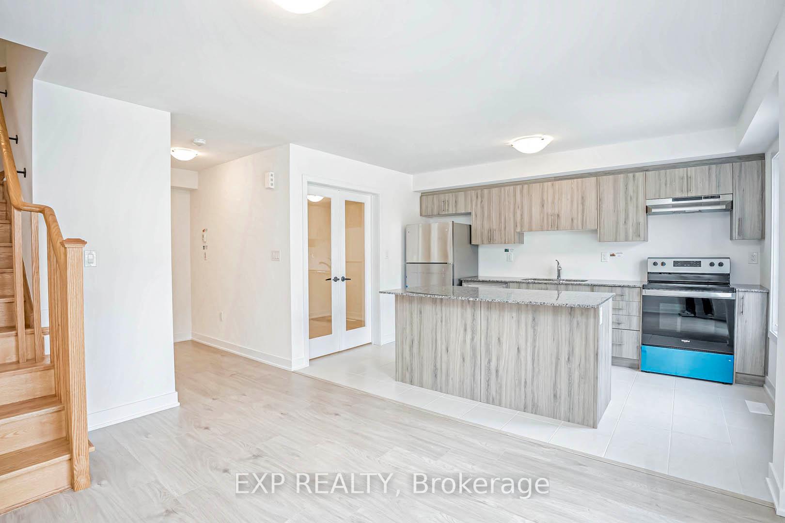Photo 4 of 31 wagon Lane, Barrie, Innis-Shore — HOMEH