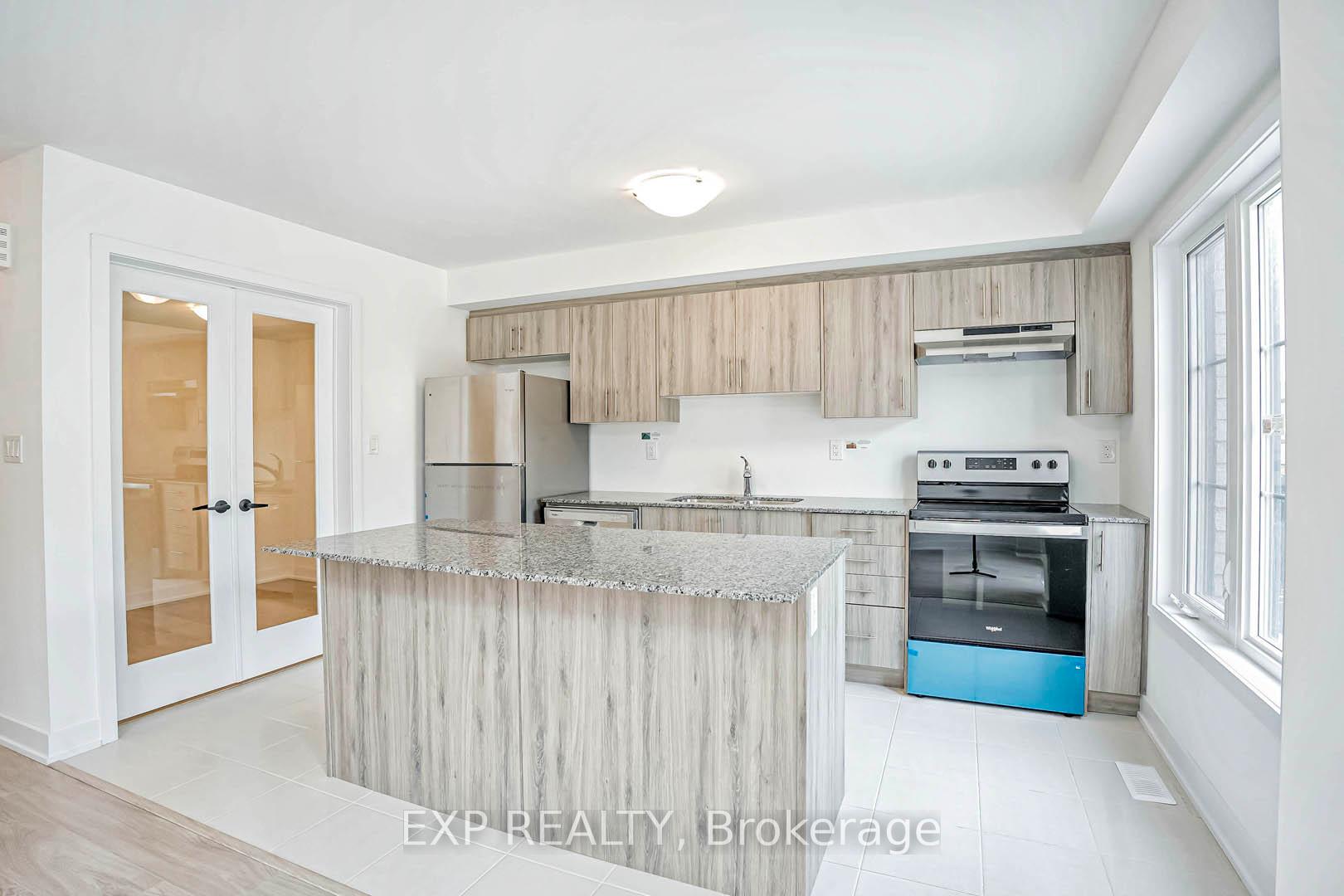 Photo 21 of 31 wagon Lane, Barrie, Innis-Shore — HOMEH