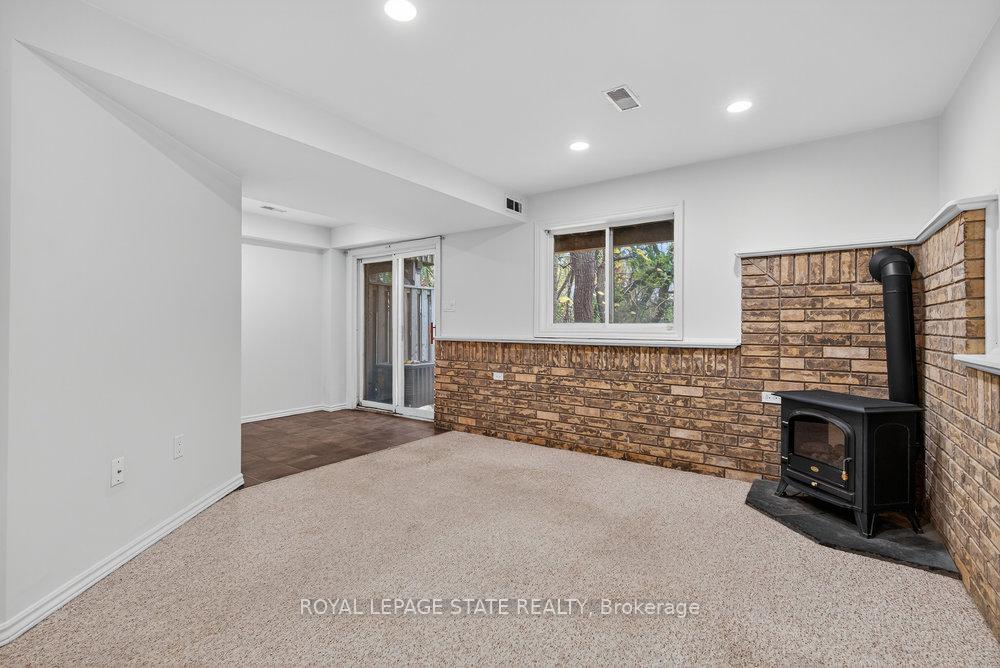 Photo 15 of Unit 37, 76 Frances Avenue, Hamilton, Stoney Creek — HOMEH