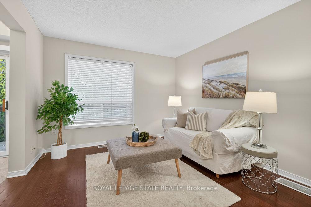 Photo 3 of Unit 37, 76 Frances Avenue, Hamilton, Stoney Creek — HOMEH
