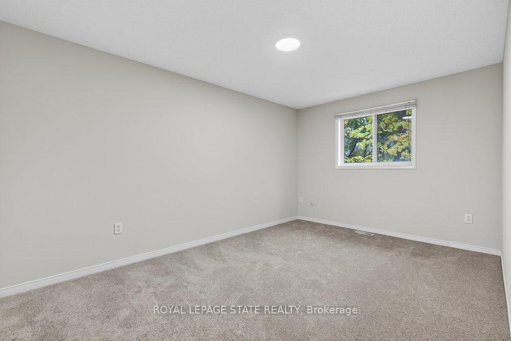 Photo 13 of Unit 37, 76 Frances Avenue, Hamilton, Stoney Creek — HOMEH