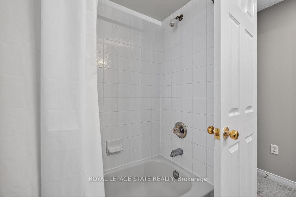 Photo 21 of Unit 37, 76 Frances Avenue, Hamilton, Stoney Creek — HOMEH