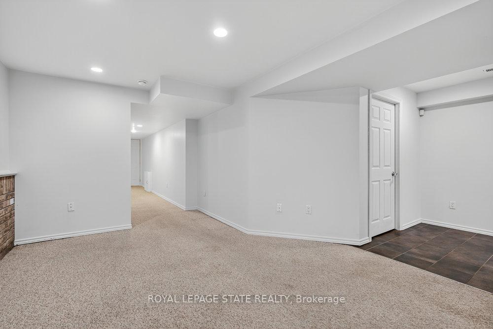 Photo 26 of Unit 37, 76 Frances Avenue, Hamilton, Stoney Creek — HOMEH