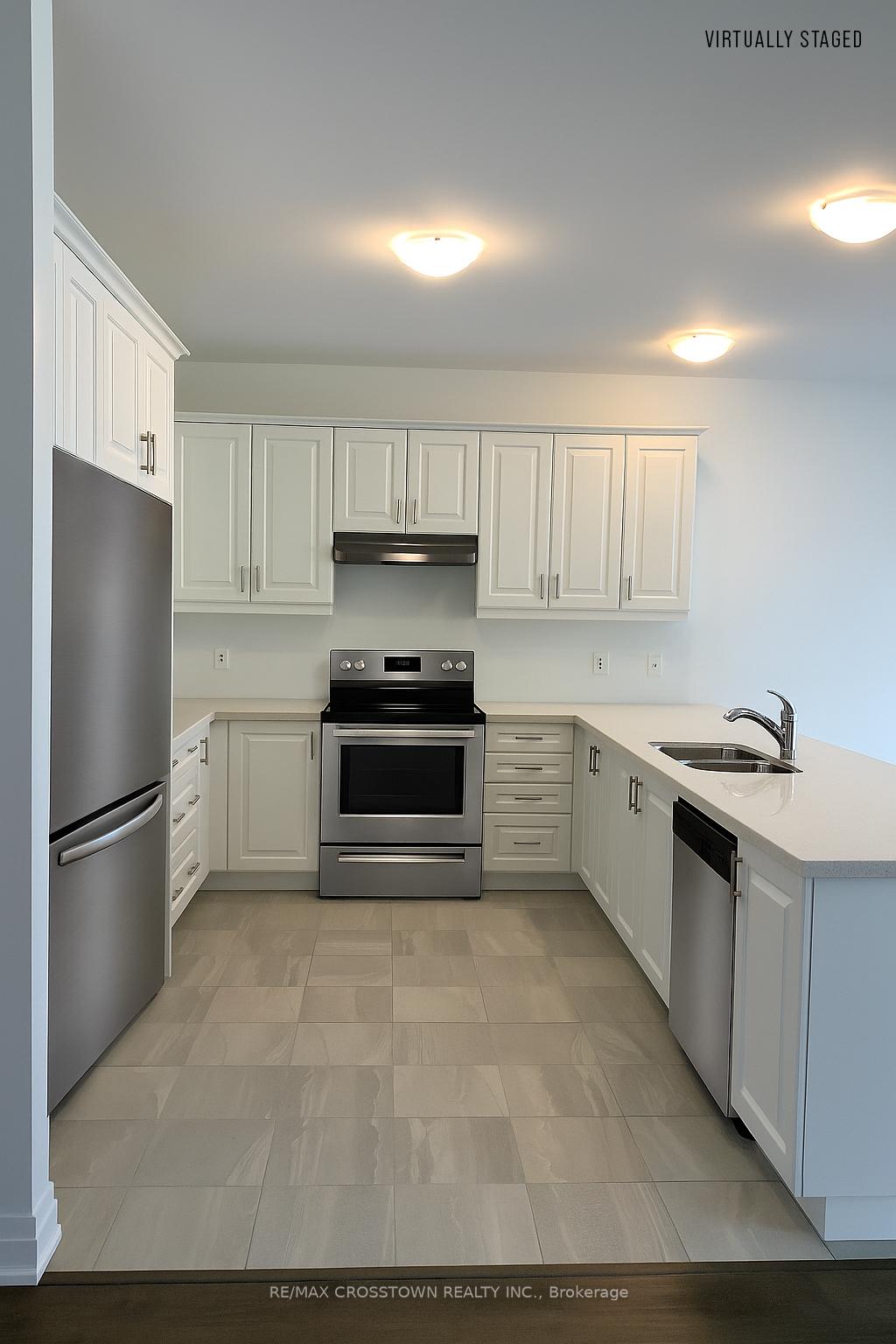 Photo 10 of 1 Mabern Street W, Barrie, Holly — HOMEH