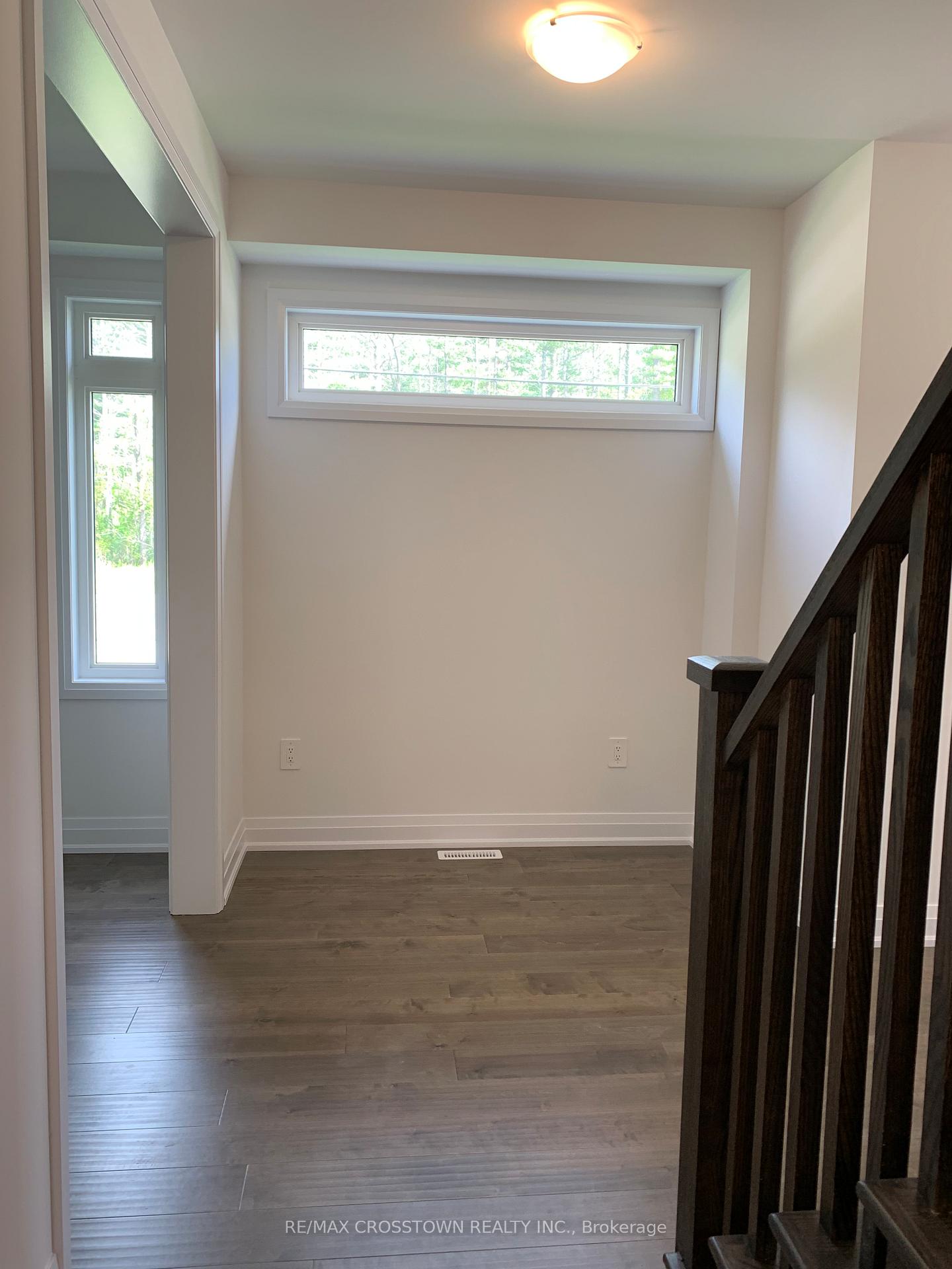 Photo 9 of 1 Mabern Street W, Barrie, Holly — HOMEH