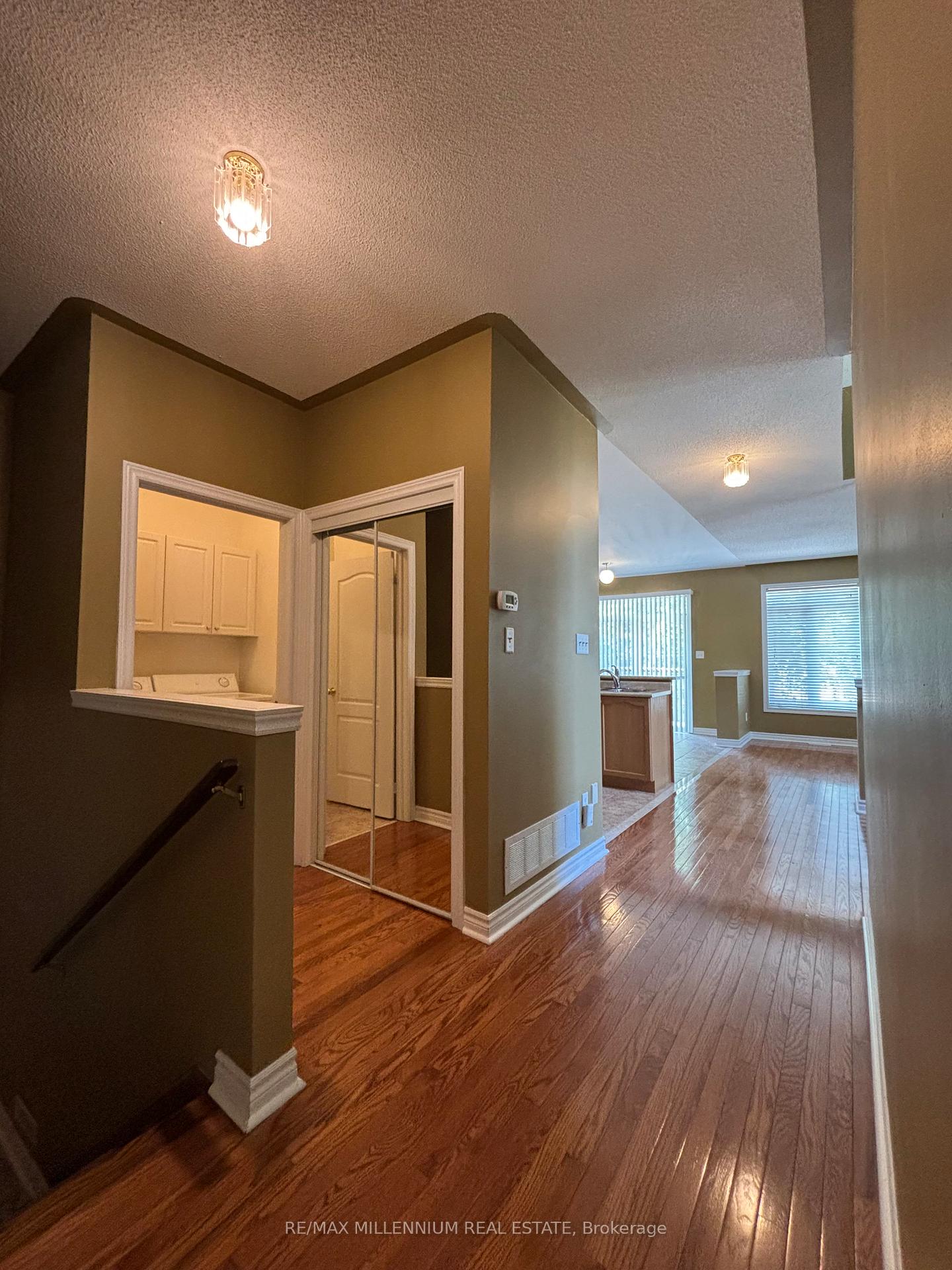 Photo 12 of 1 Blue Jay Place, Wasaga Beach — HOMEH