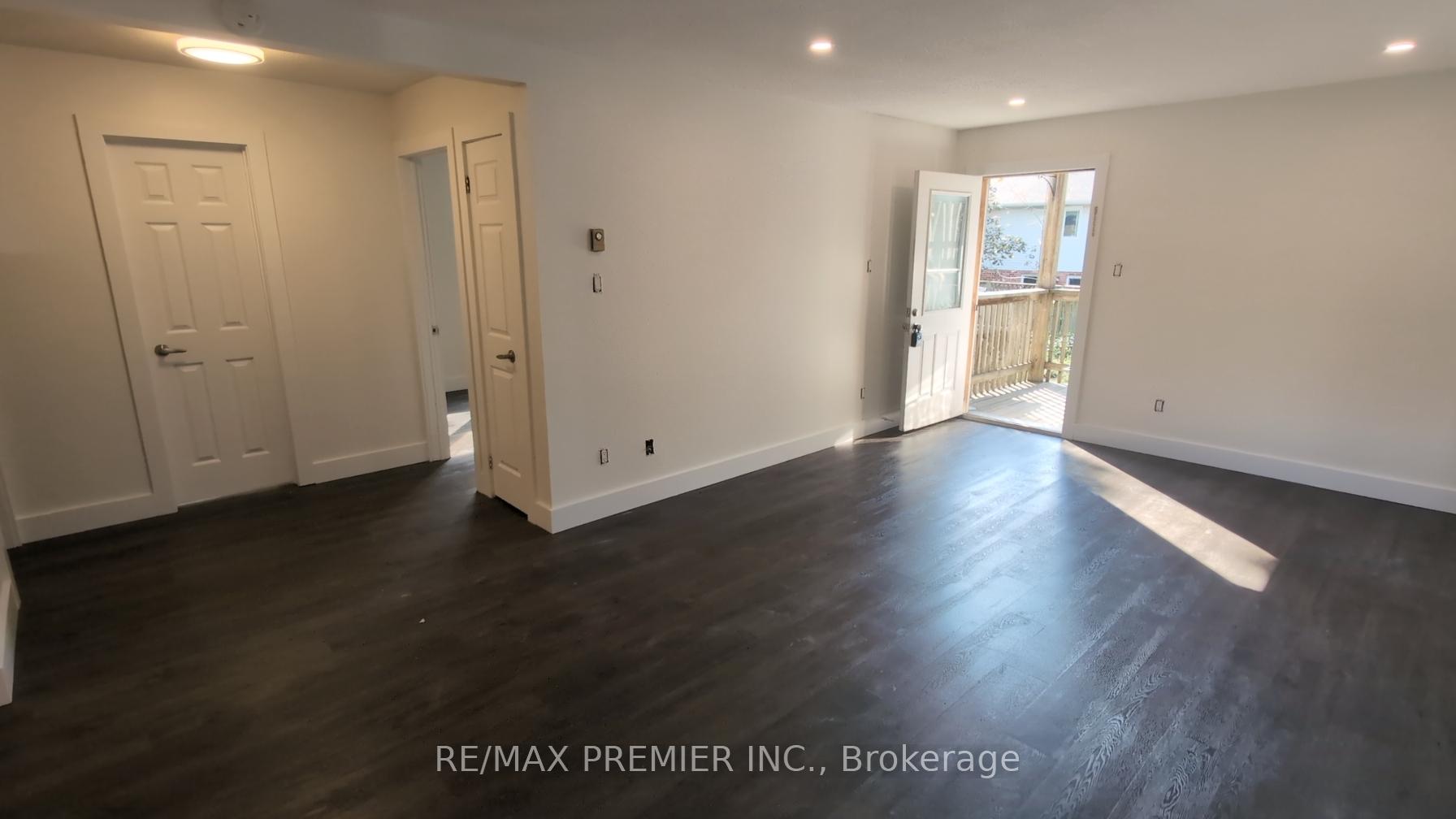 Photo 22 of Unit 4, 79 Wellington Street E, Barrie, Wellington — HOMEH