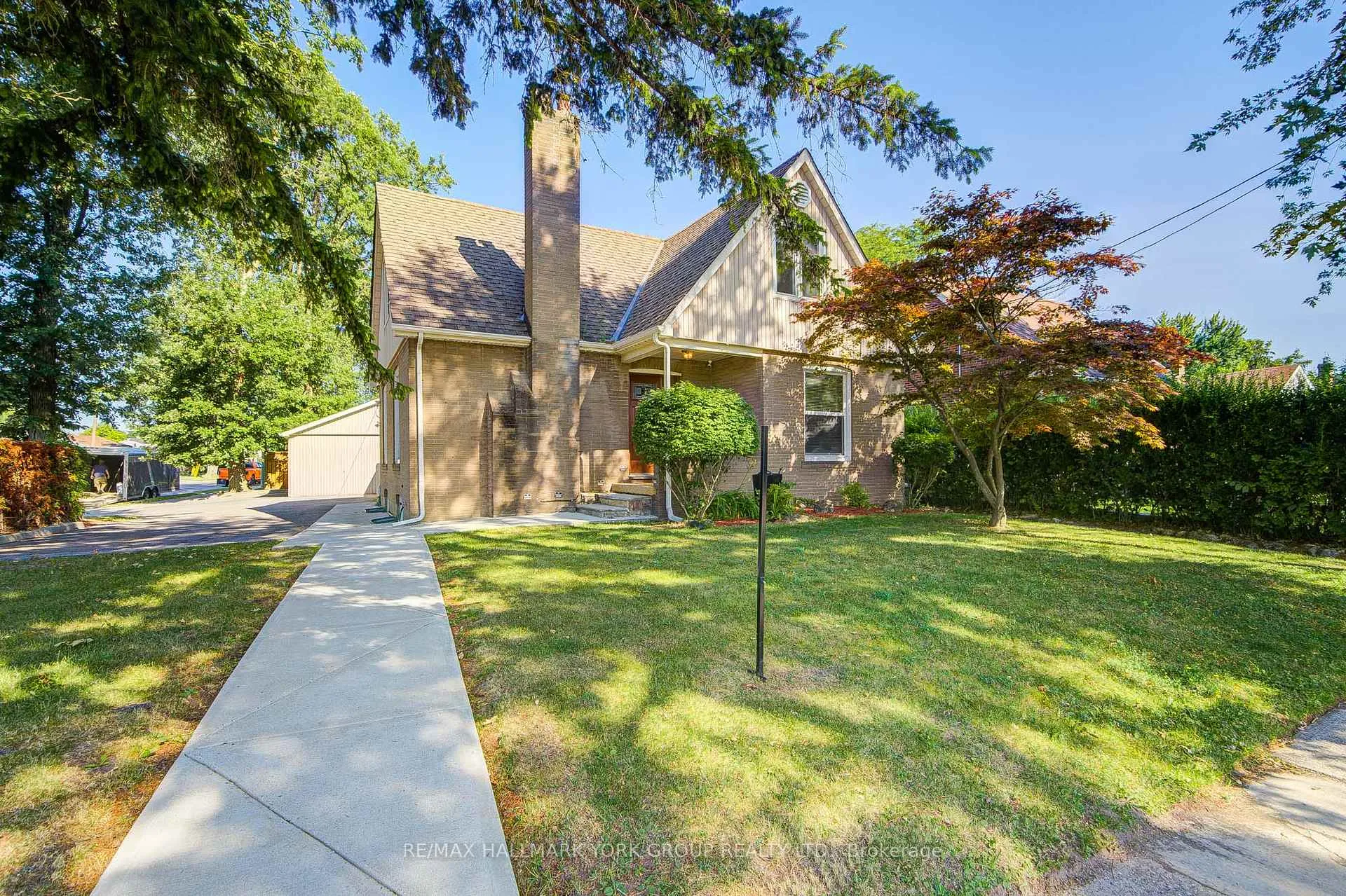 Photo 1 of 26 Gregory Street, Brampton, Downtown Brampton — HOMEH