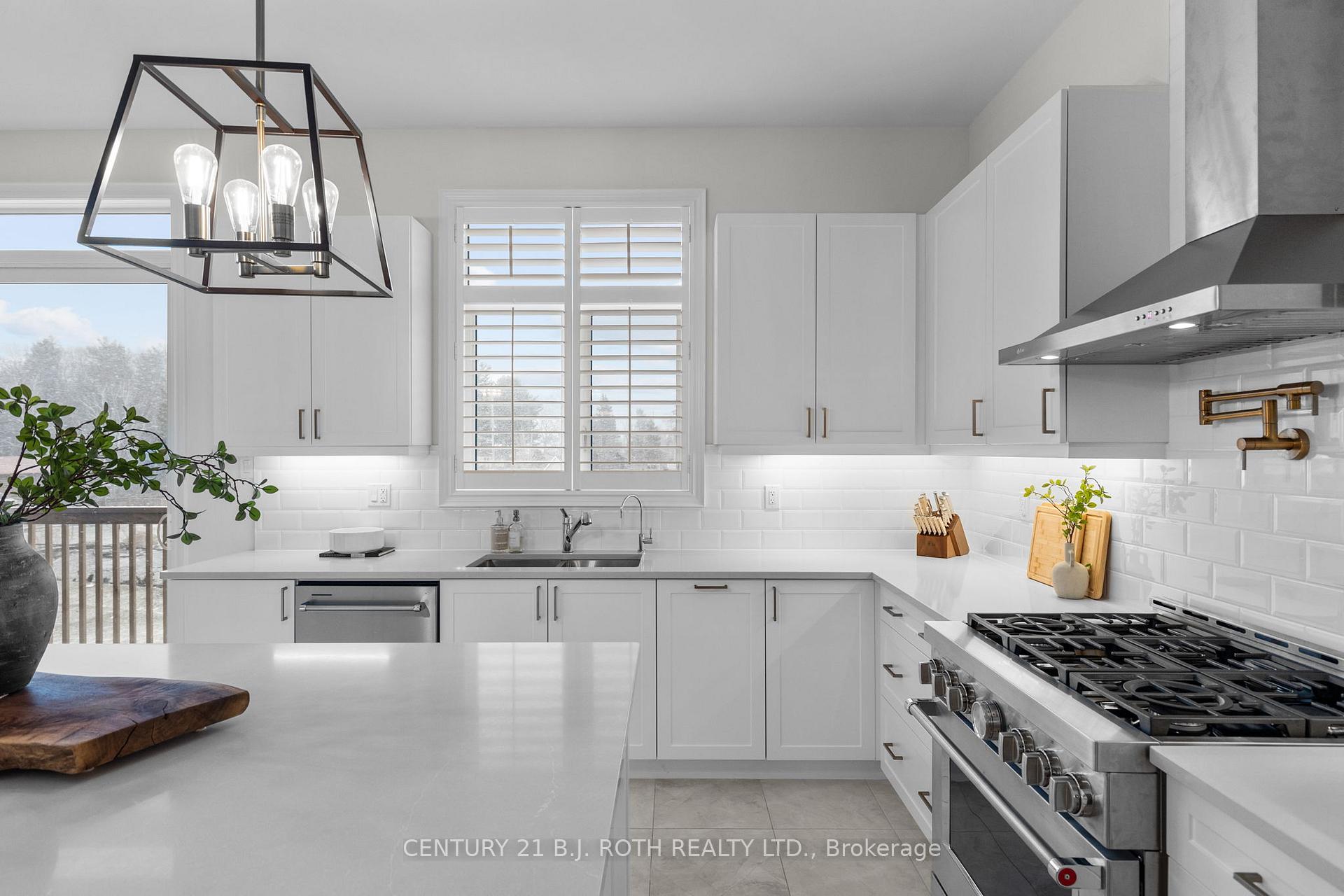 Photo 16 of 53 Sanford Circle, Springwater, Centre Vespra — HOMEH
