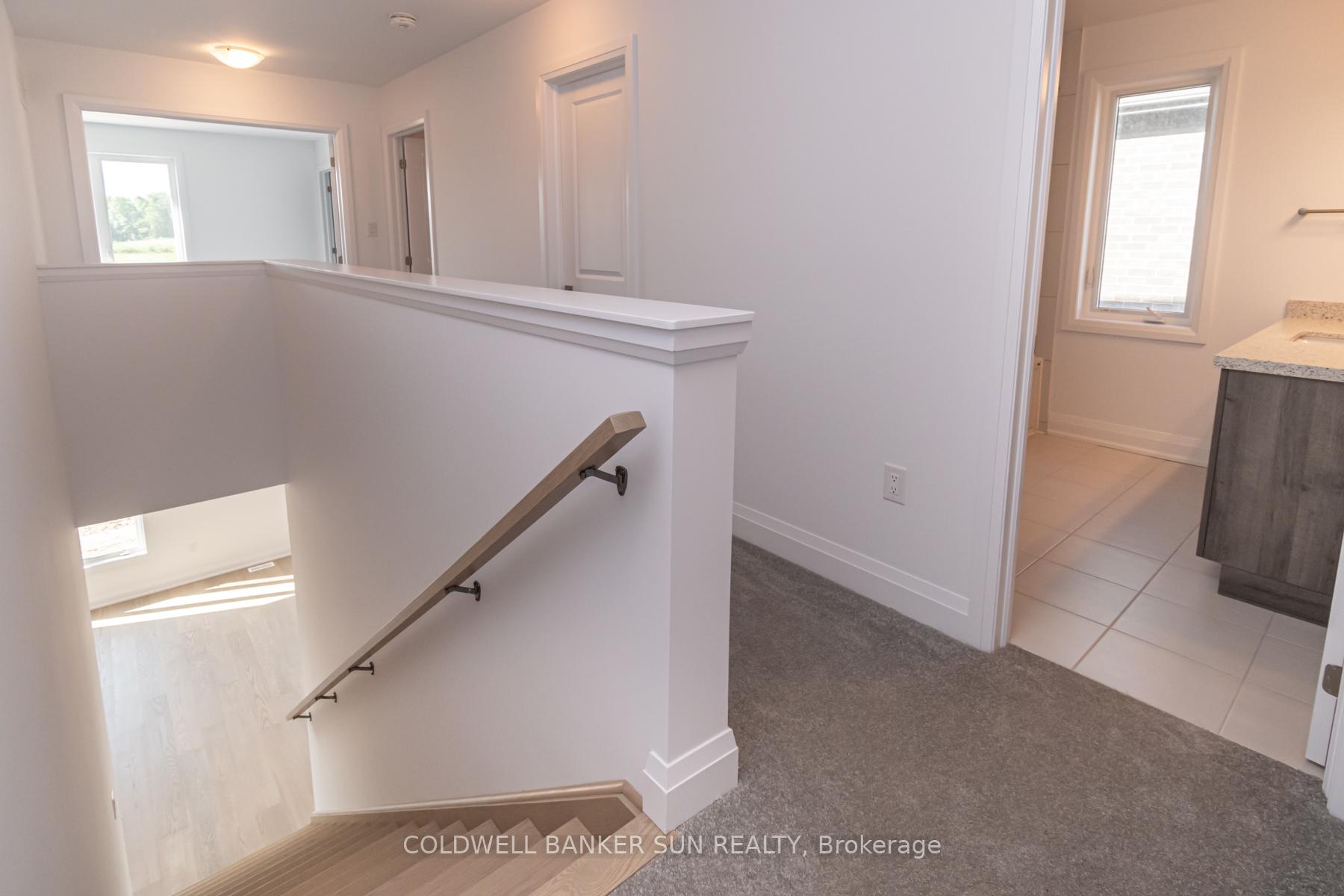 Photo 11 of 13 Ranch Terrace, Barrie, Rural Barrie Southeast — HOMEH