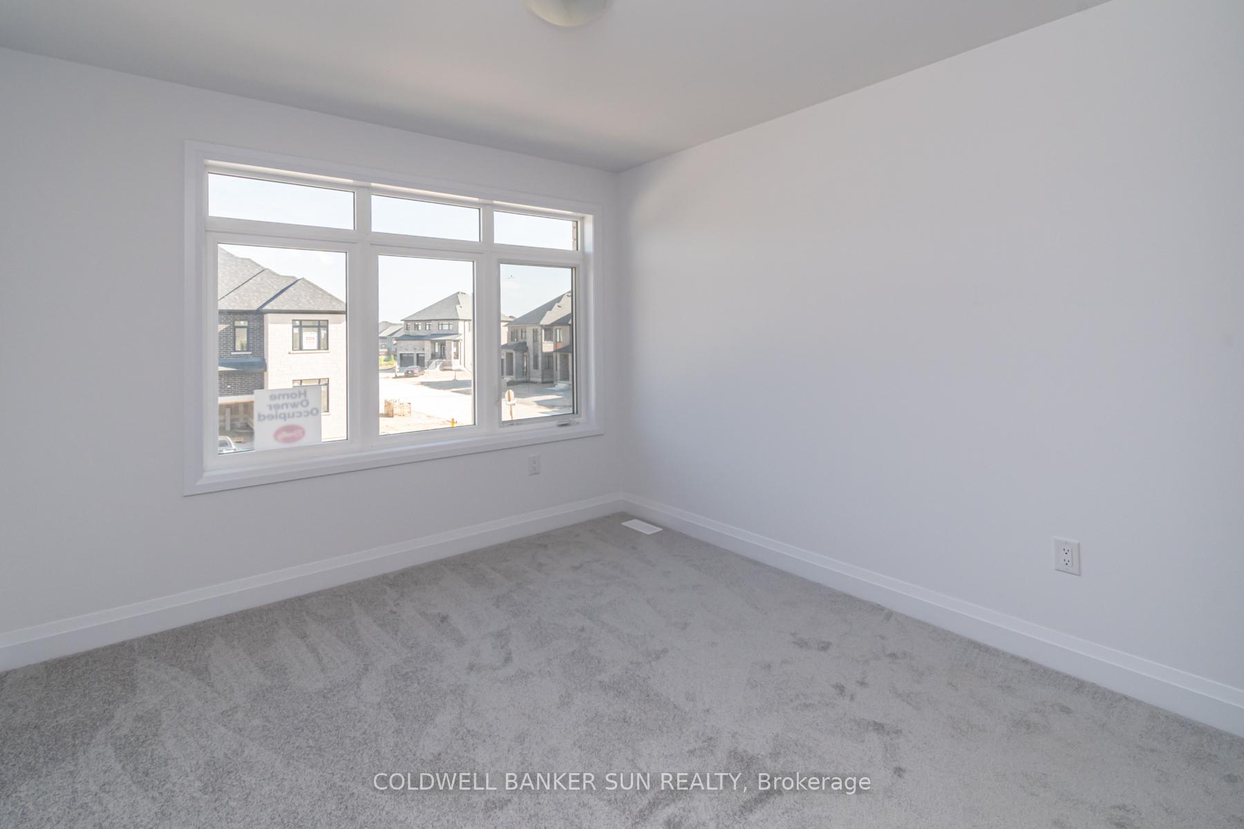 Photo 21 of 13 Ranch Terrace, Barrie, Rural Barrie Southeast — HOMEH