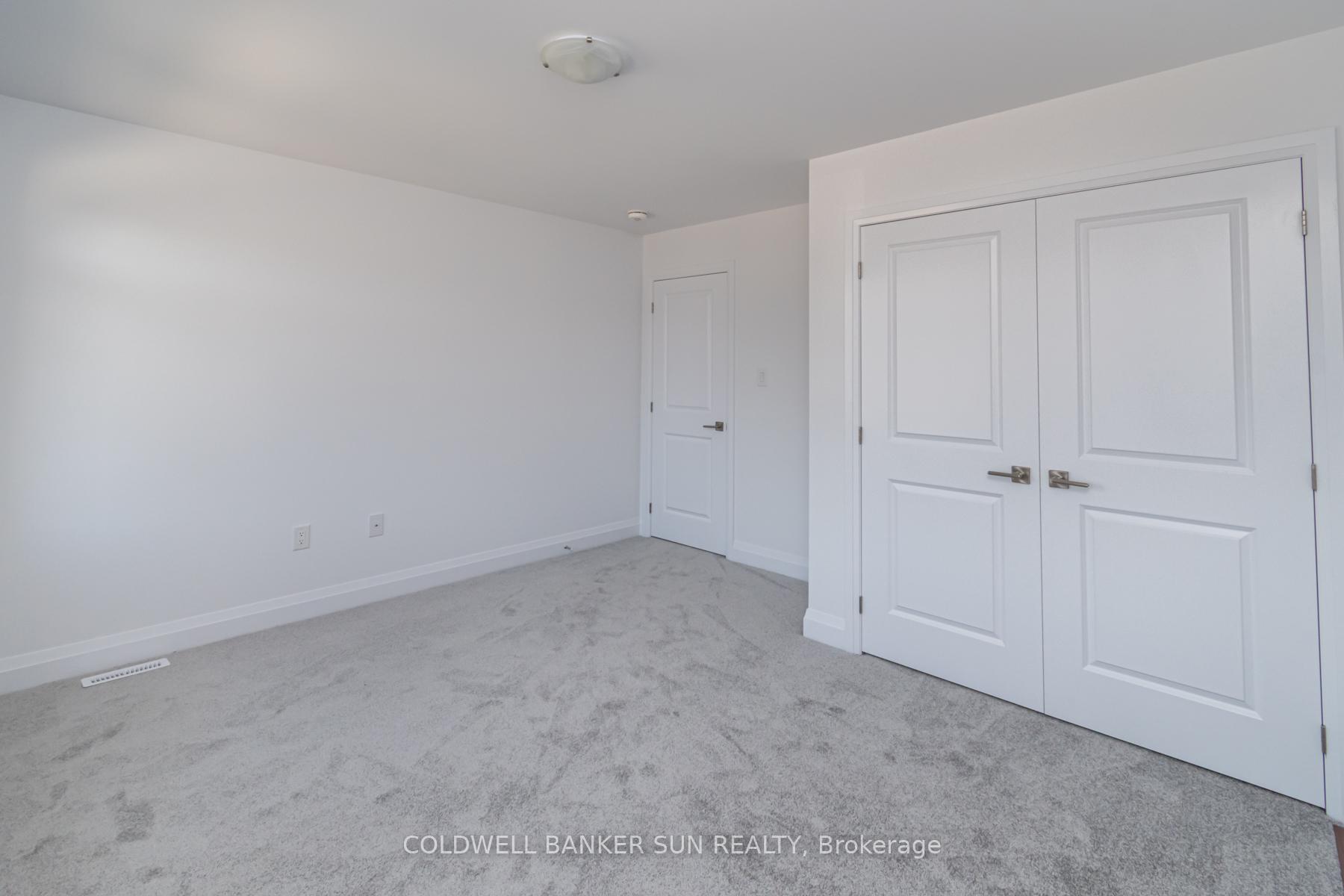 Photo 33 of 13 Ranch Terrace, Barrie, Rural Barrie Southeast — HOMEH