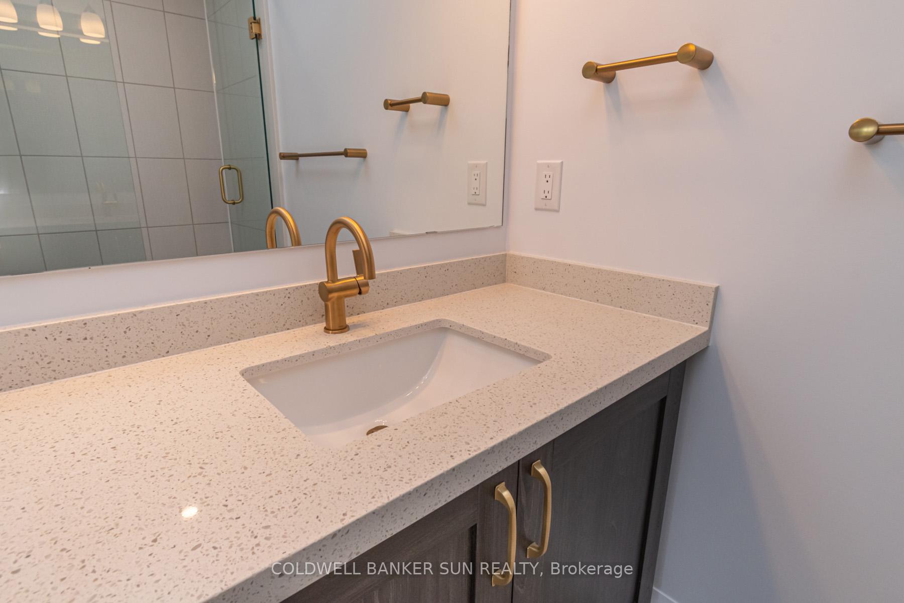 Photo 23 of 13 Ranch Terrace, Barrie, Rural Barrie Southeast — HOMEH