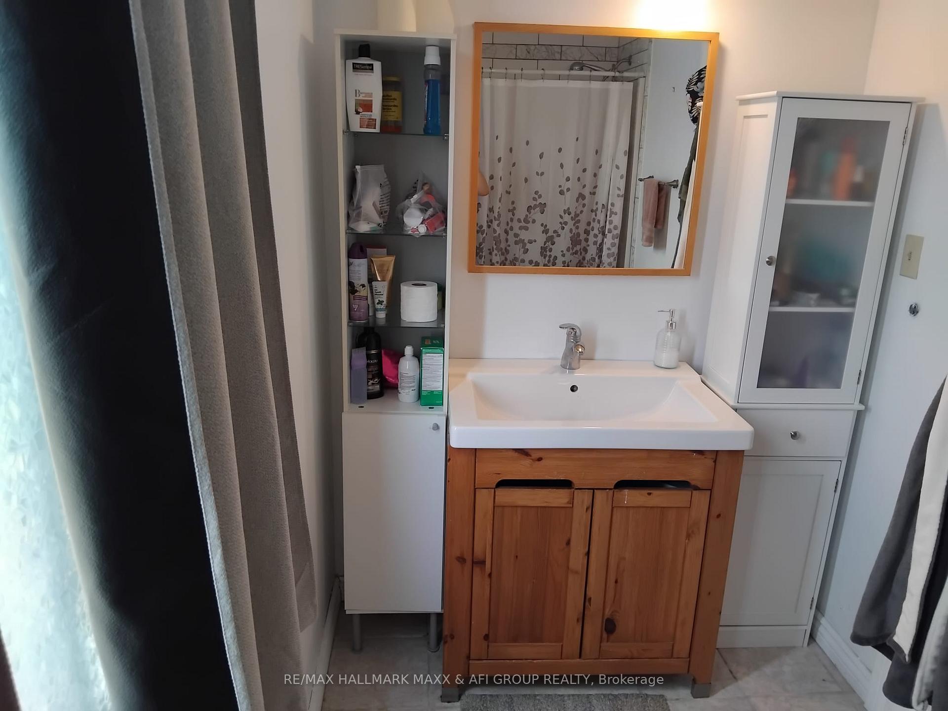 Photo 3 of 47 Patton Road, Barrie, Painswick North — HOMEH