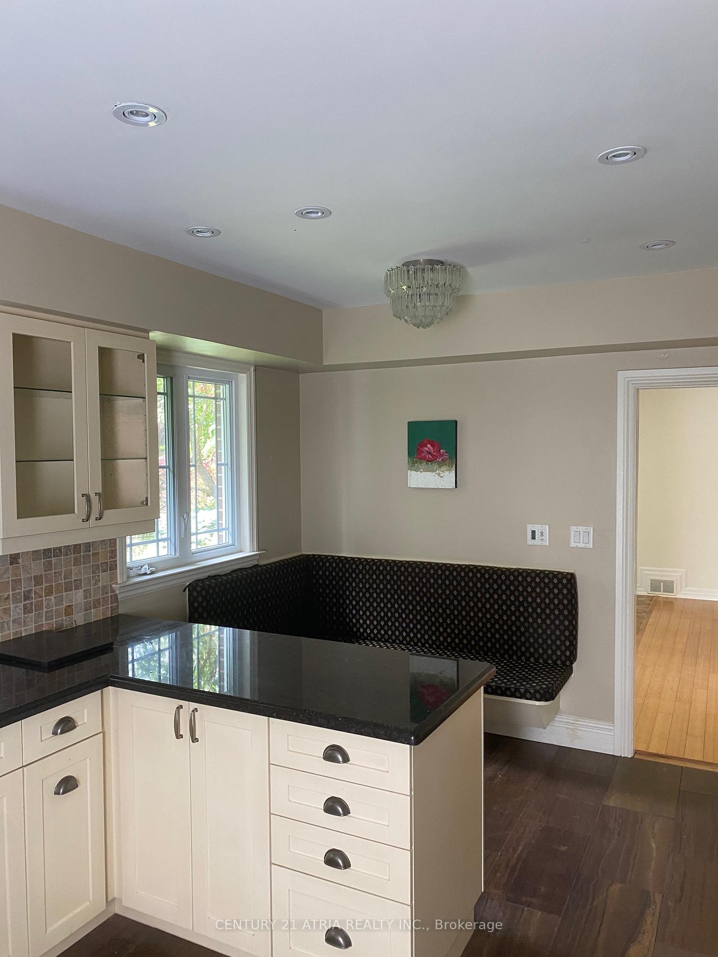 Photo 3 of 58 Almond Avenue, Markham, Grandview — HOMEH