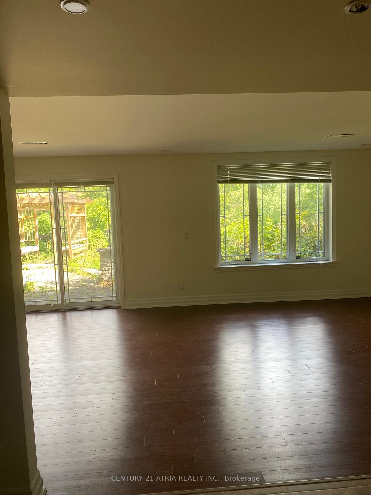 Photo 8 of 58 Almond Avenue, Markham, Grandview — HOMEH
