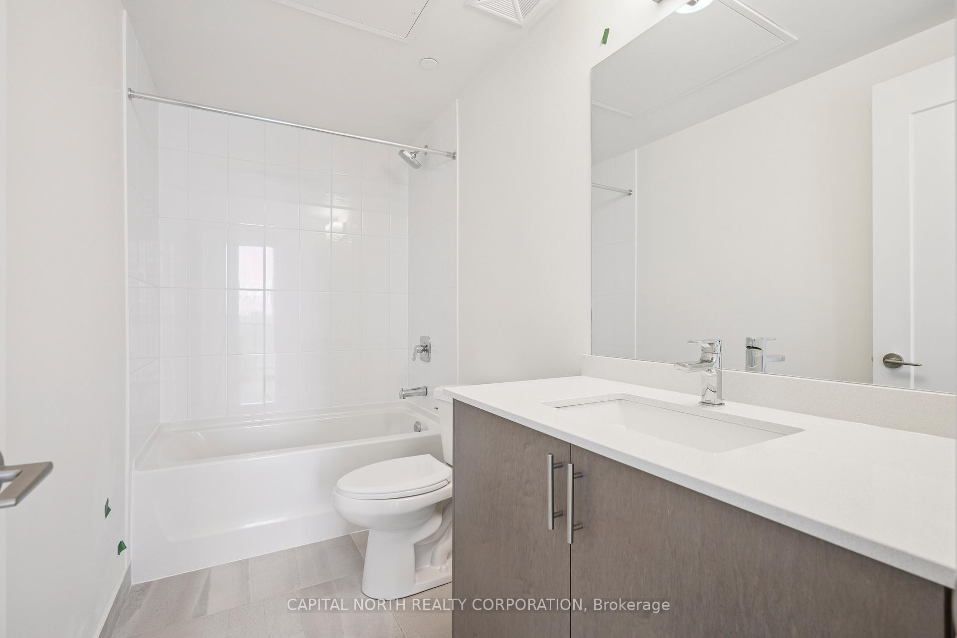 Photo 4 of Unit 815, 8960 Jane Street, Vaughan, Vellore Village — HOMEH