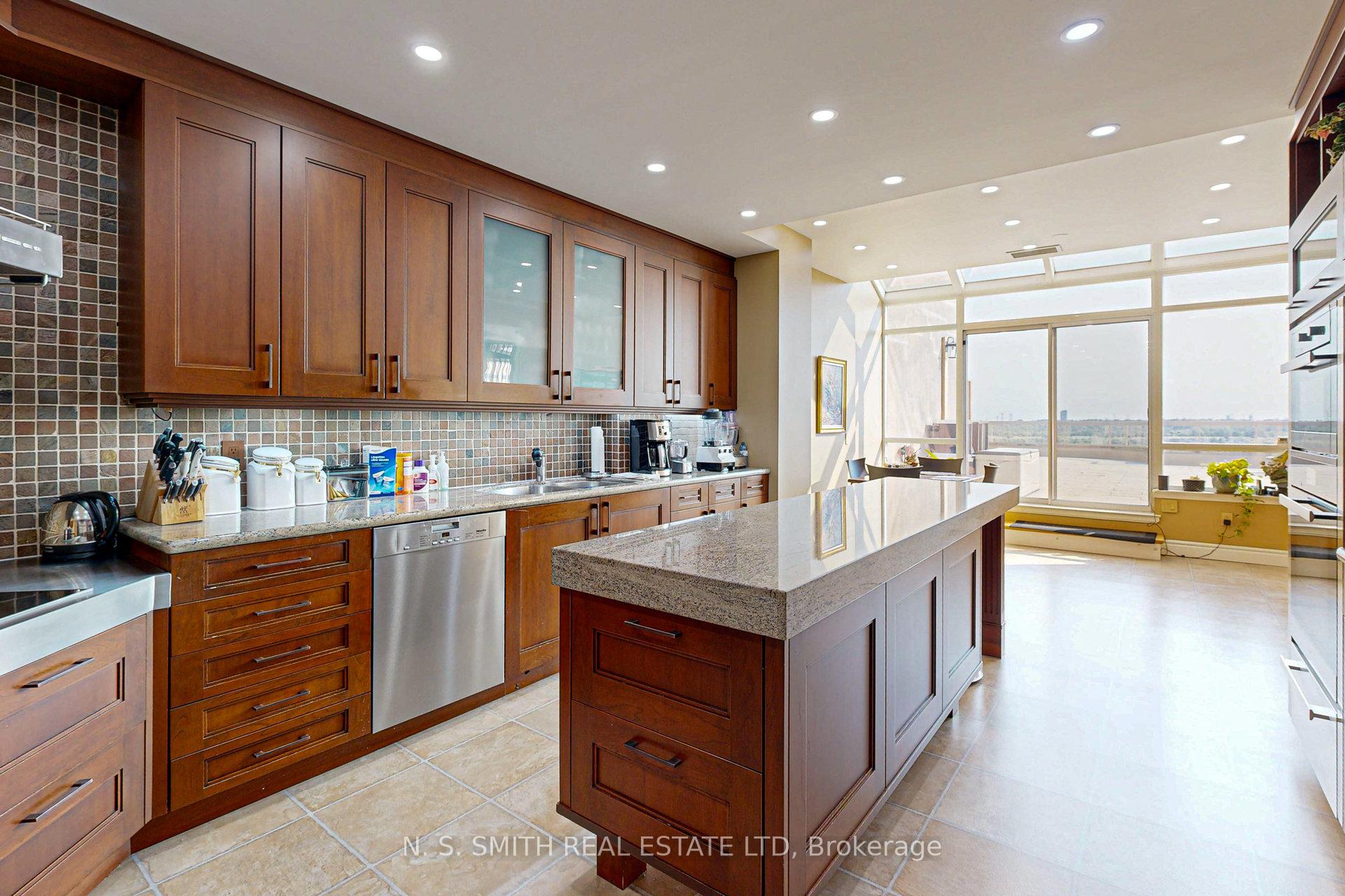 Photo 38 of Unit PH11, 610 Bullock Drive, Markham, Markville — HOMEH
