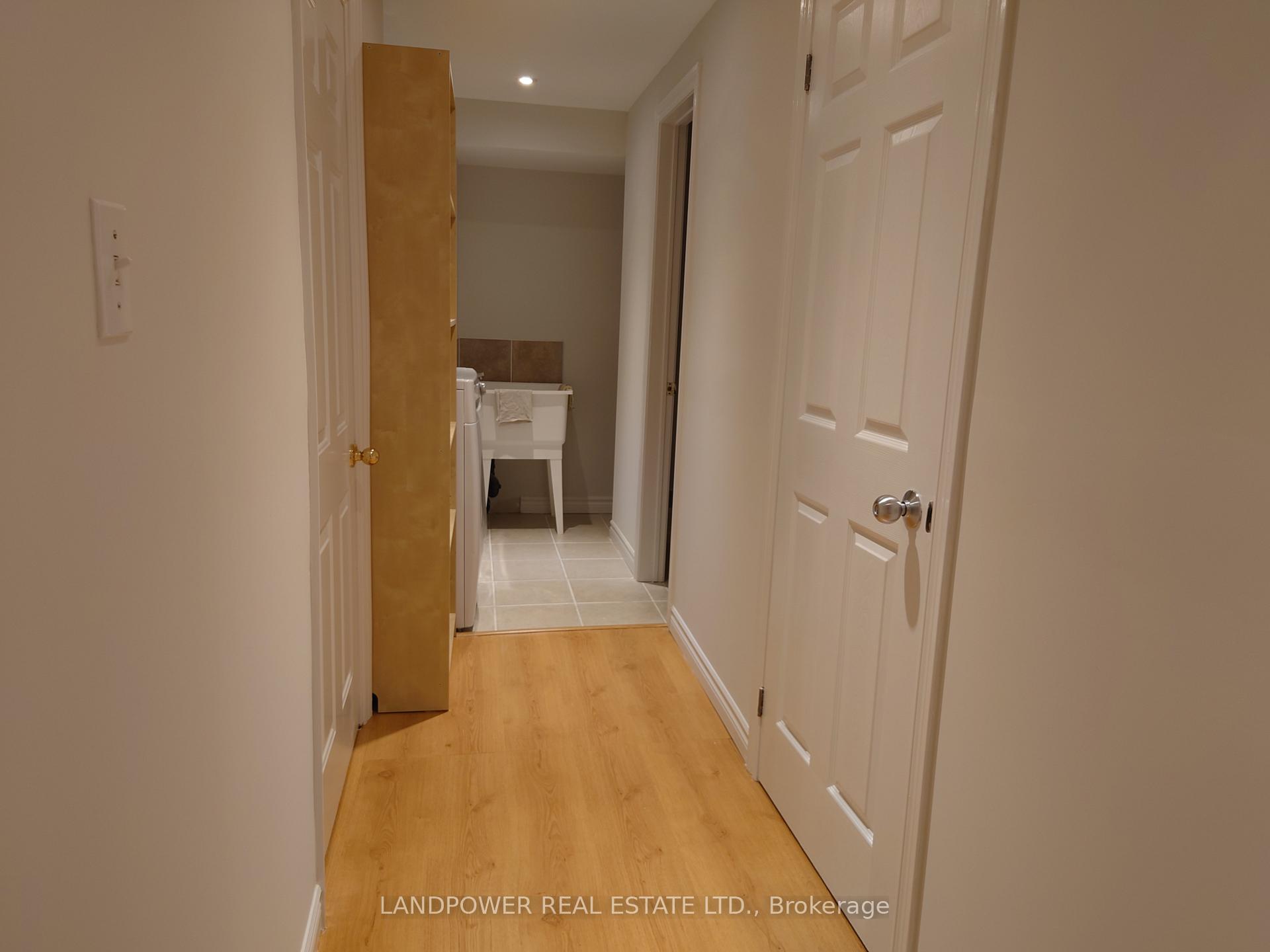Photo 8 of 370 William Berczy Boulevard, Markham, Berczy — HOMEH