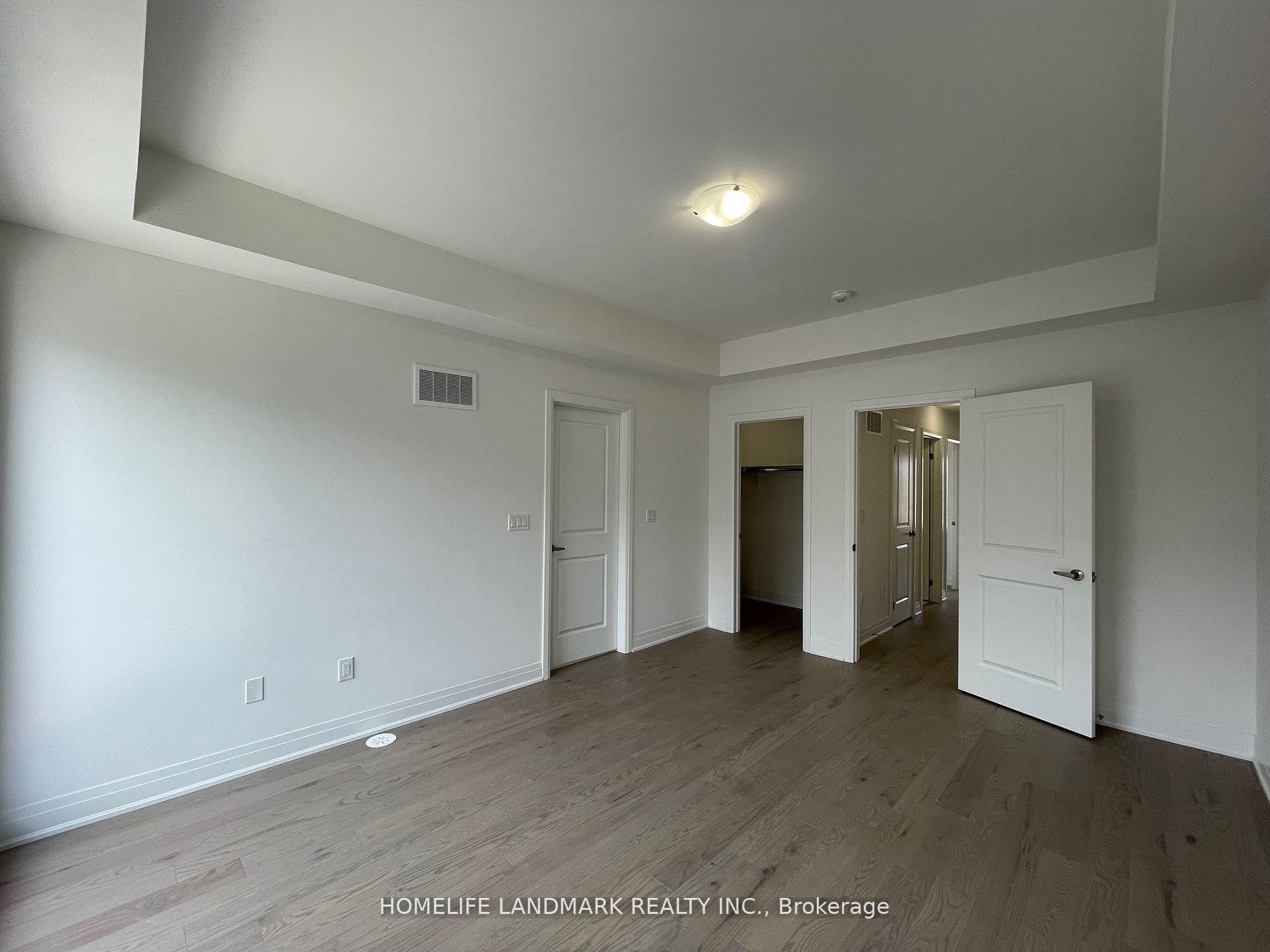 Photo 4 of 8 Tulocay Lane, Markham, Wismer — HOMEH