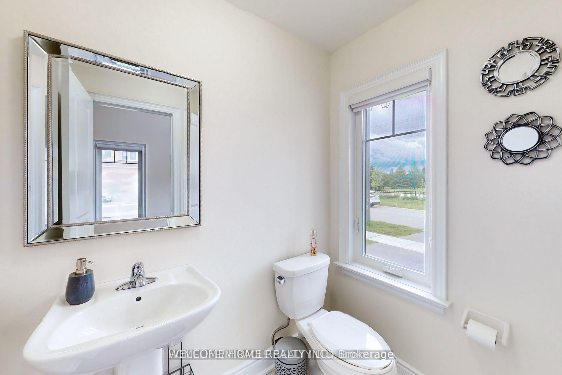 Photo 4 of 63 Arnold Crescent, New Tecumseth, Alliston — HOMEH