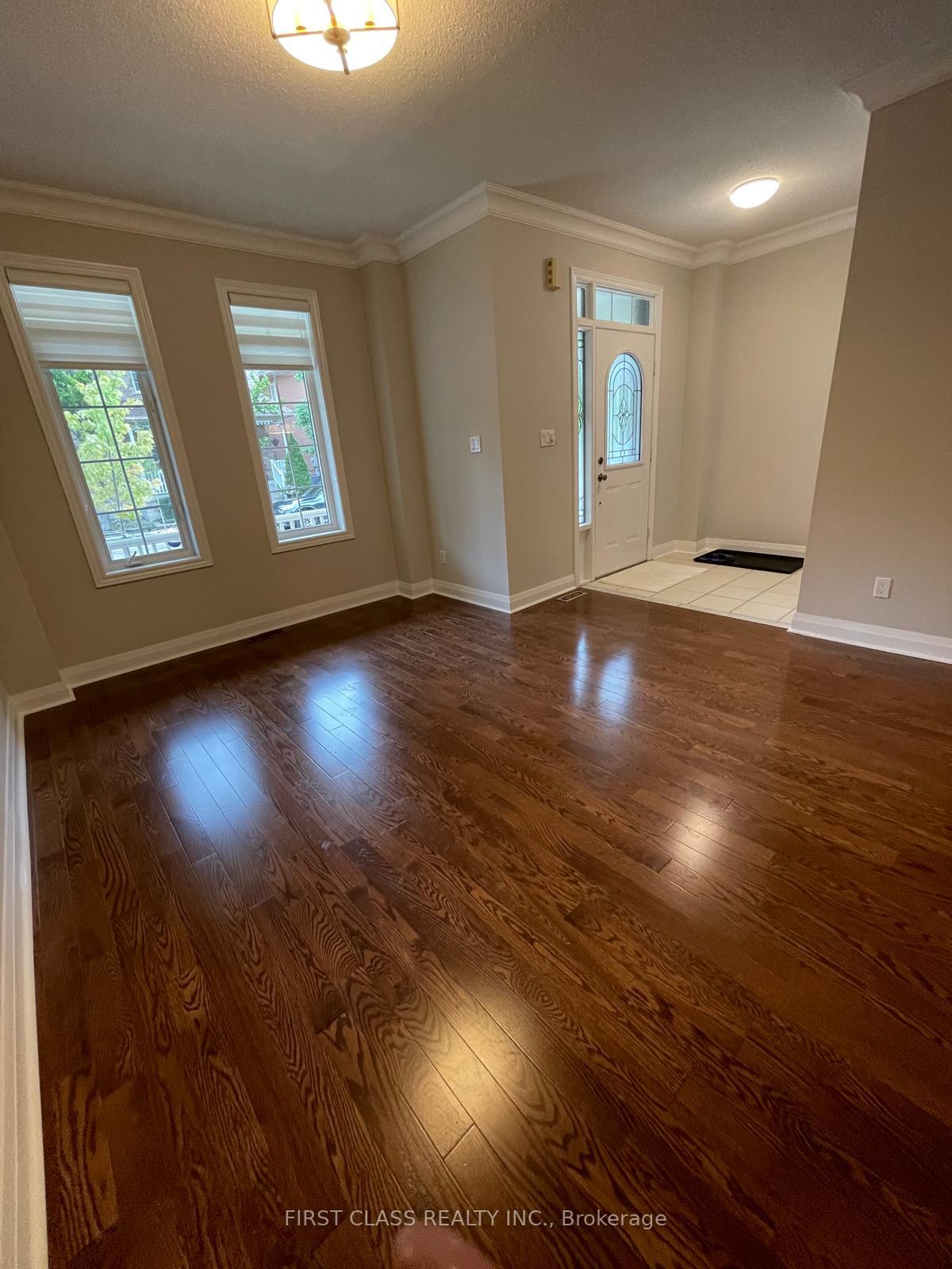 Photo 10 of 62 Dancer's Drive, Markham, Angus Glen — HOMEH