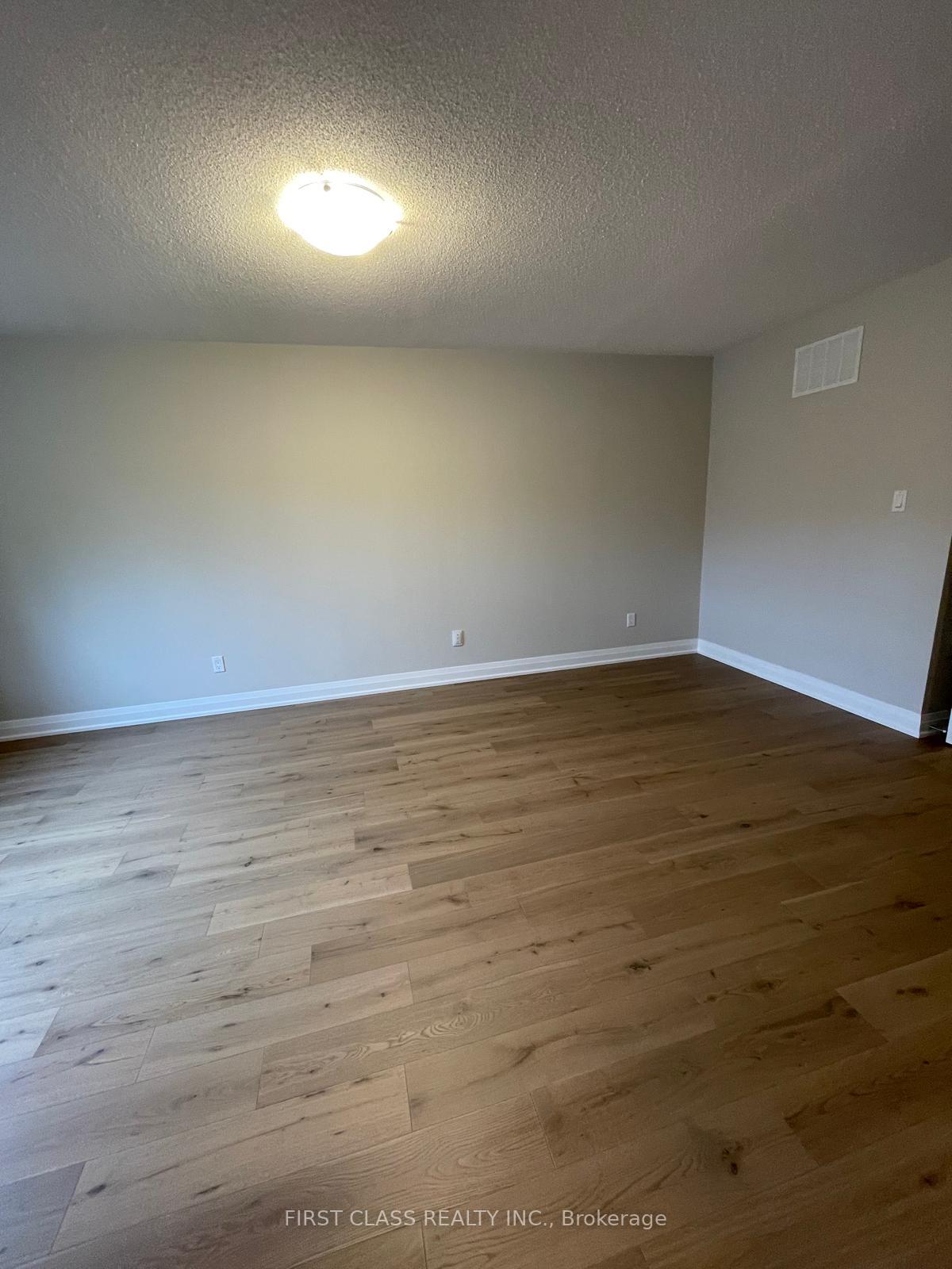 Photo 26 of 62 Dancer's Drive, Markham, Angus Glen — HOMEH