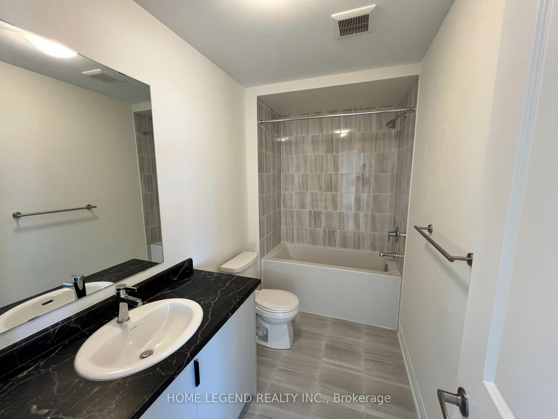 Photo 6 of 183 Berczy Green Drive, Markham, Rural Markham — HOMEH