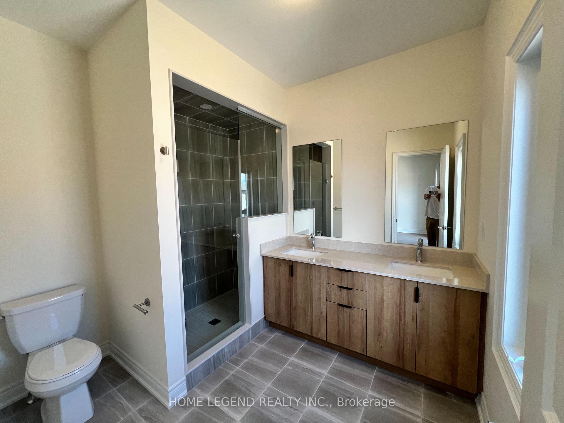 Photo 18 of 183 Berczy Green Drive, Markham, Rural Markham — HOMEH