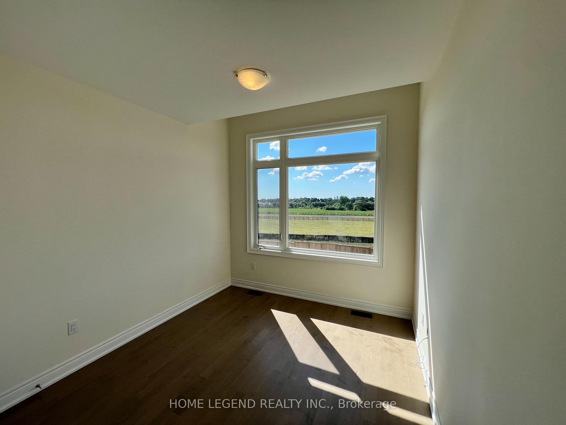 Photo 15 of 183 Berczy Green Drive, Markham, Rural Markham — HOMEH