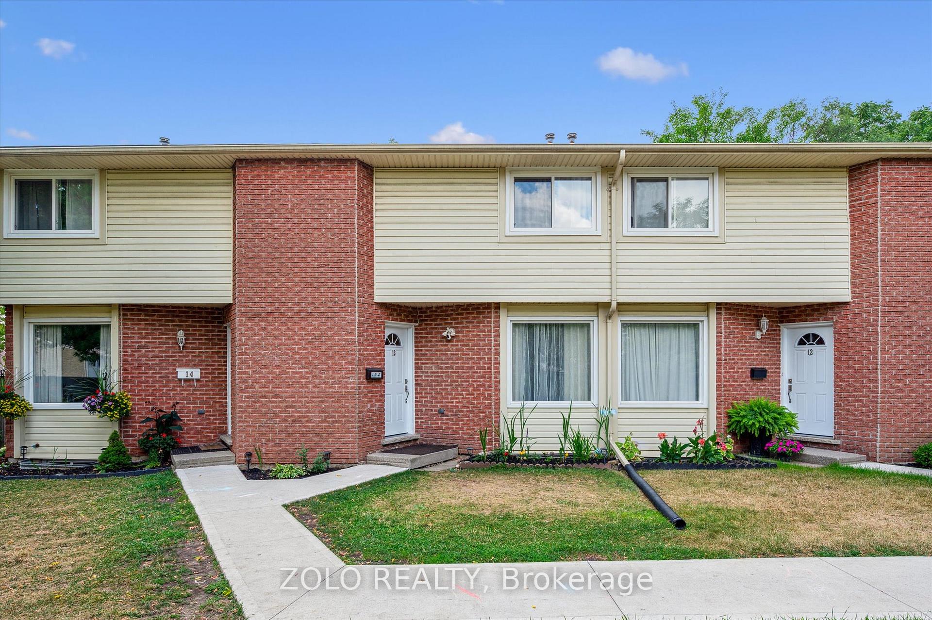 Photo 1 of Unit 13, 203 Fairway Rd N, Kitchener — HOMEH