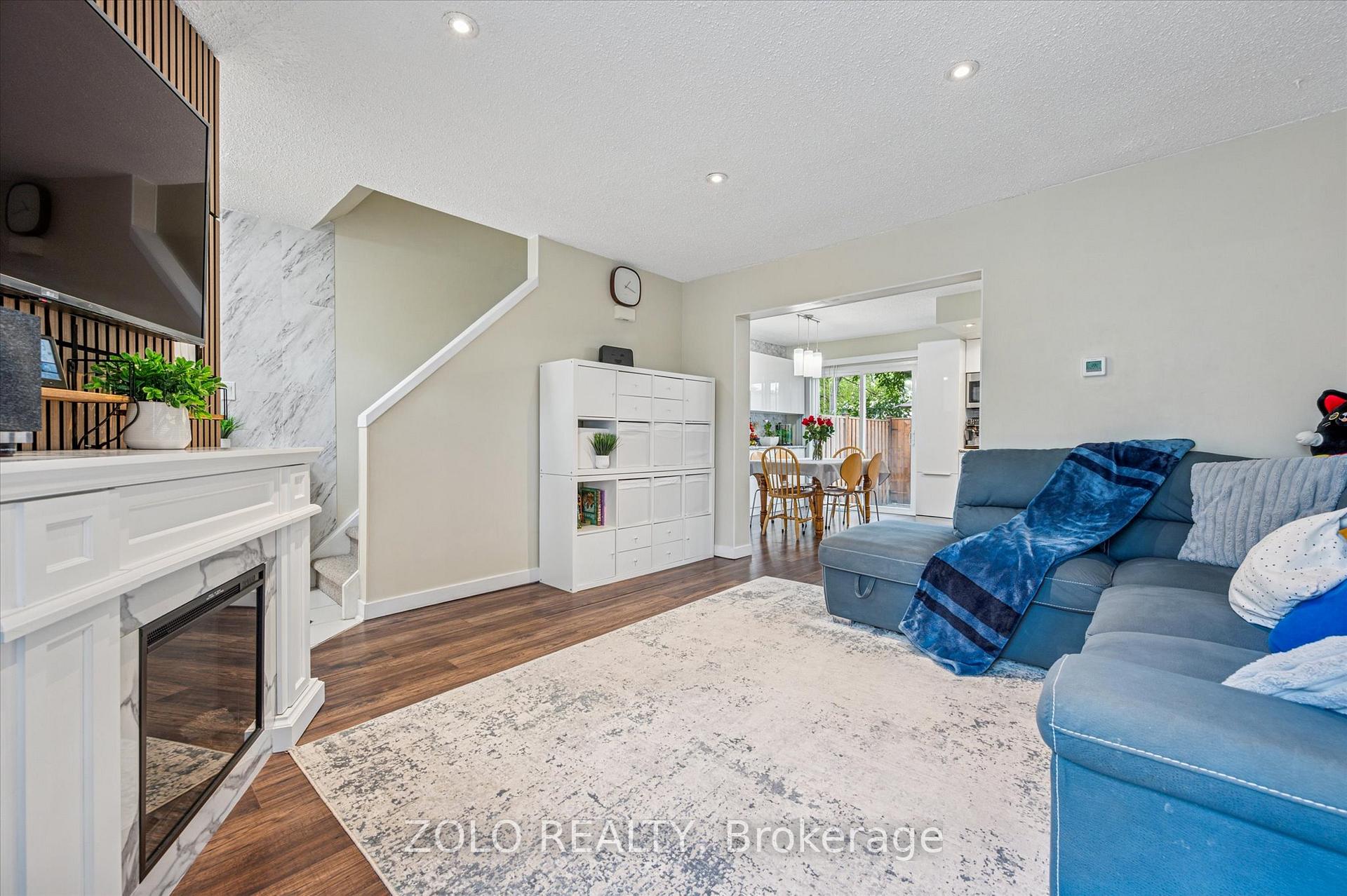 Photo 9 of Unit 13, 203 Fairway Rd N, Kitchener — HOMEH