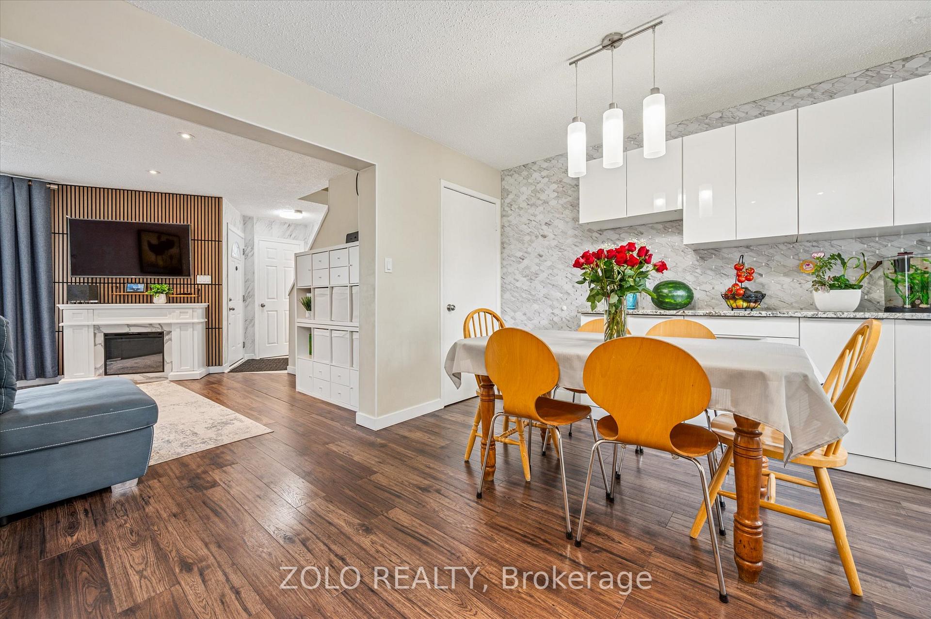Photo 13 of Unit 13, 203 Fairway Rd N, Kitchener — HOMEH