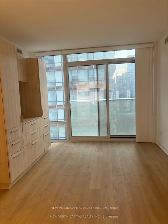 Photo 5 of Unit 1205, 501 Yonge Street, Toronto, Church-Yonge Corridor — HOMEH