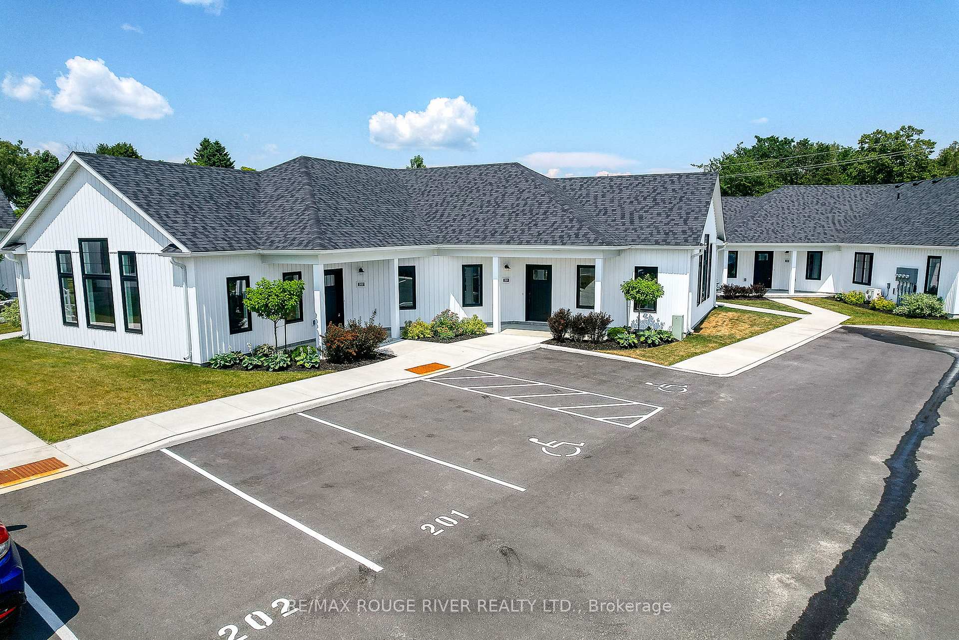 Photo 1 of Unit 201, 14 Meadowcreek Drive, Cambridge, Brighton — HOMEH