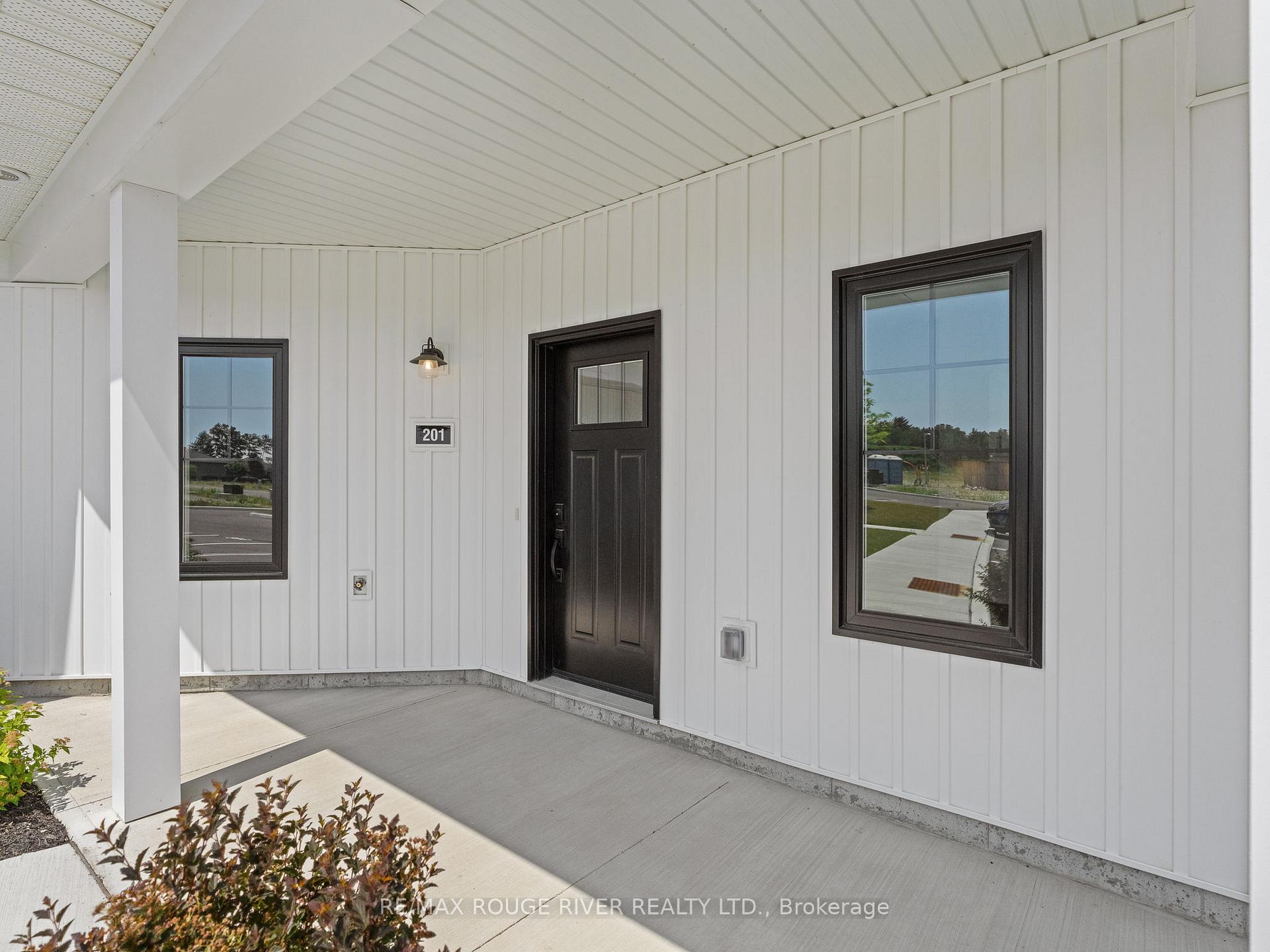 Photo 10 of Unit 201, 14 Meadowcreek Drive, Cambridge, Brighton — HOMEH