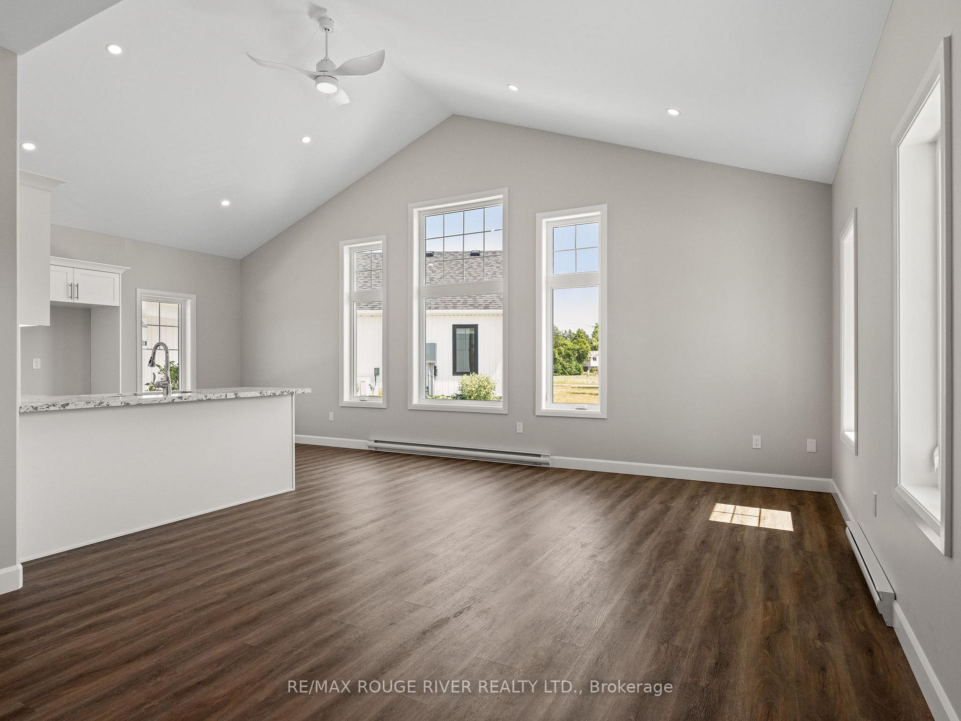 Photo 3 of Unit 201, 14 Meadowcreek Drive, Cambridge, Brighton — HOMEH