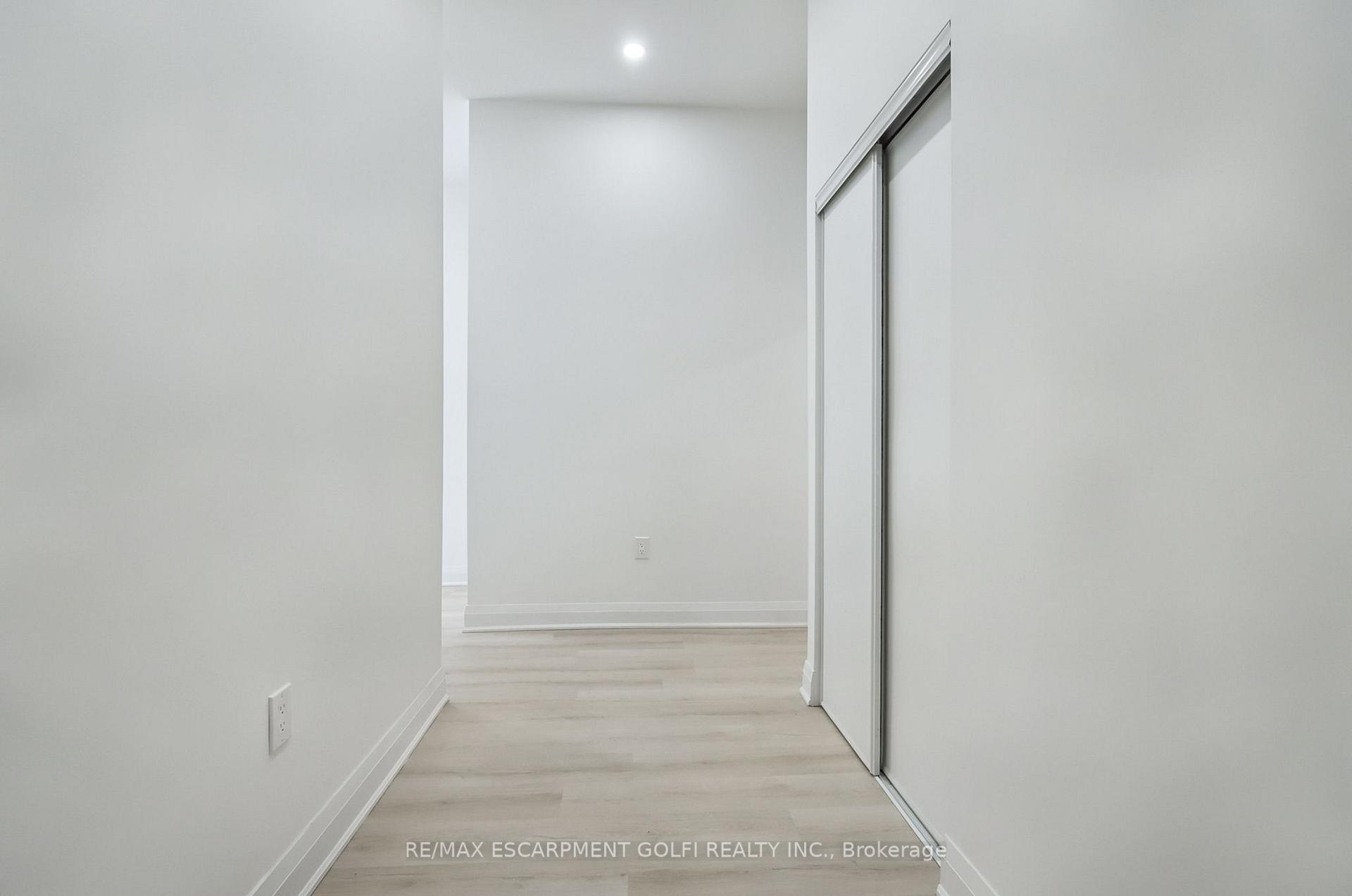Photo 11 of Unit 105, 1936 Rymal Road E, Hamilton, Stoney Creek — HOMEH