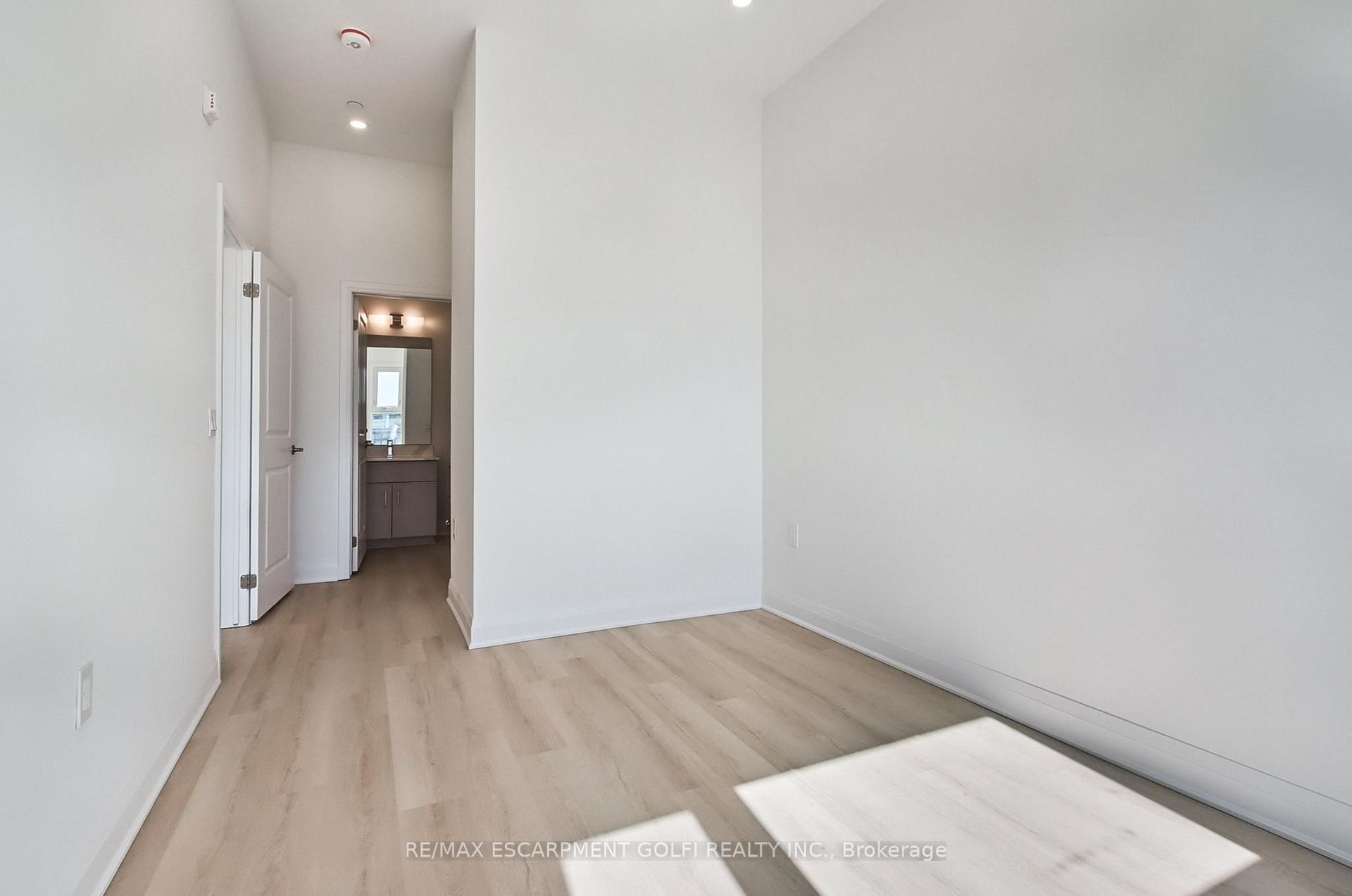 Photo 25 of Unit 105, 1936 Rymal Road E, Hamilton, Stoney Creek — HOMEH