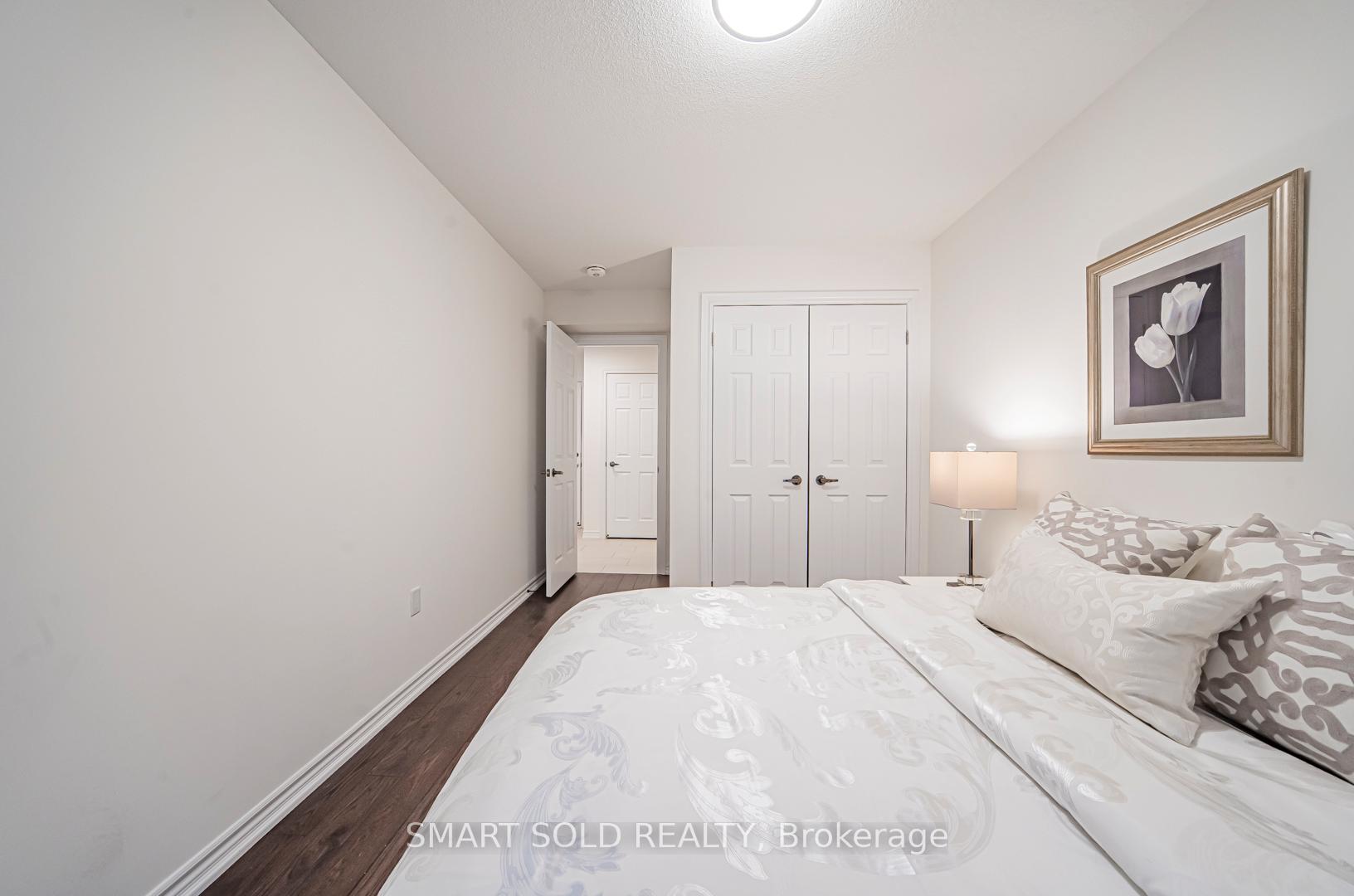 Photo 10 of 12 Fraleigh Avenue, Markham, Victoria Square — HOMEH