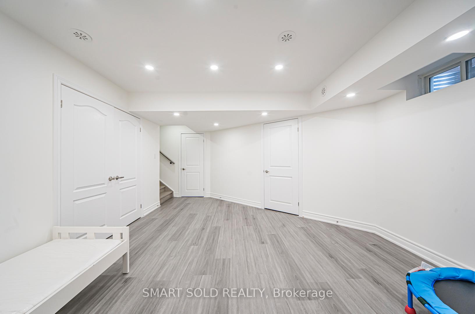 Photo 32 of 12 Fraleigh Avenue, Markham, Victoria Square — HOMEH