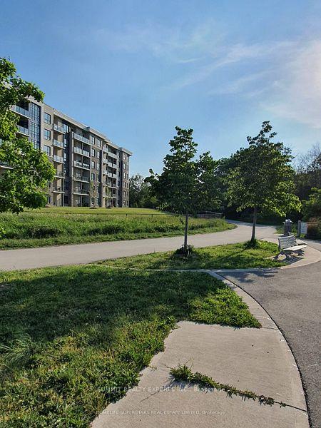 Photo 3 of Unit 115, 125 Shoreview Place, Hamilton, Lakeshore — HOMEH
