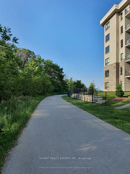 Photo 11 of Unit 115, 125 Shoreview Place, Hamilton, Lakeshore — HOMEH