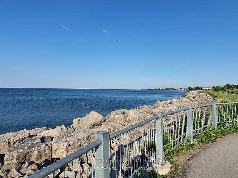 Photo 13 of Unit 115, 125 Shoreview Place, Hamilton, Lakeshore — HOMEH
