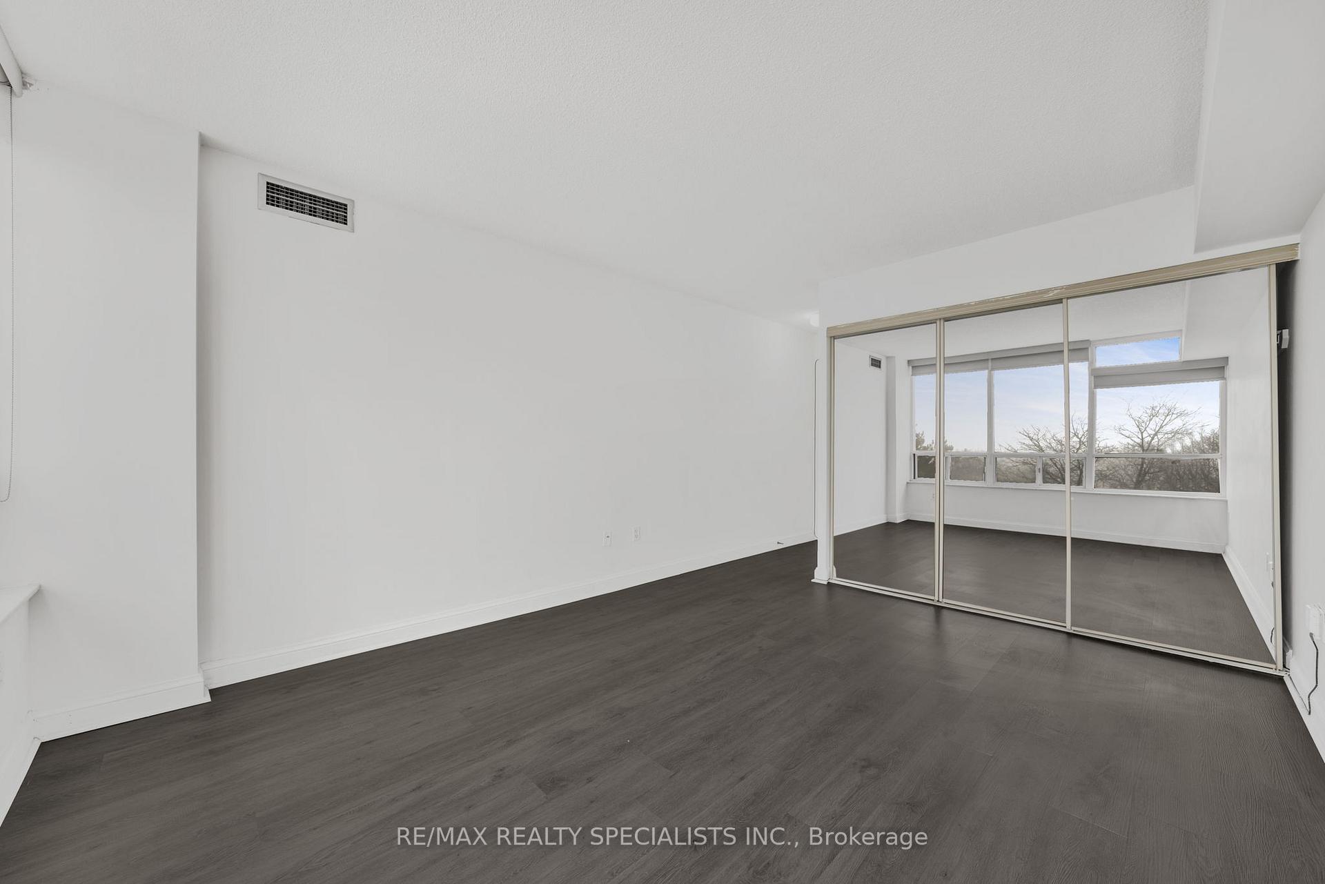 Photo 34 of Unit 508, 24 Hanover Road, Brampton, Queen Street Corridor — HOMEH